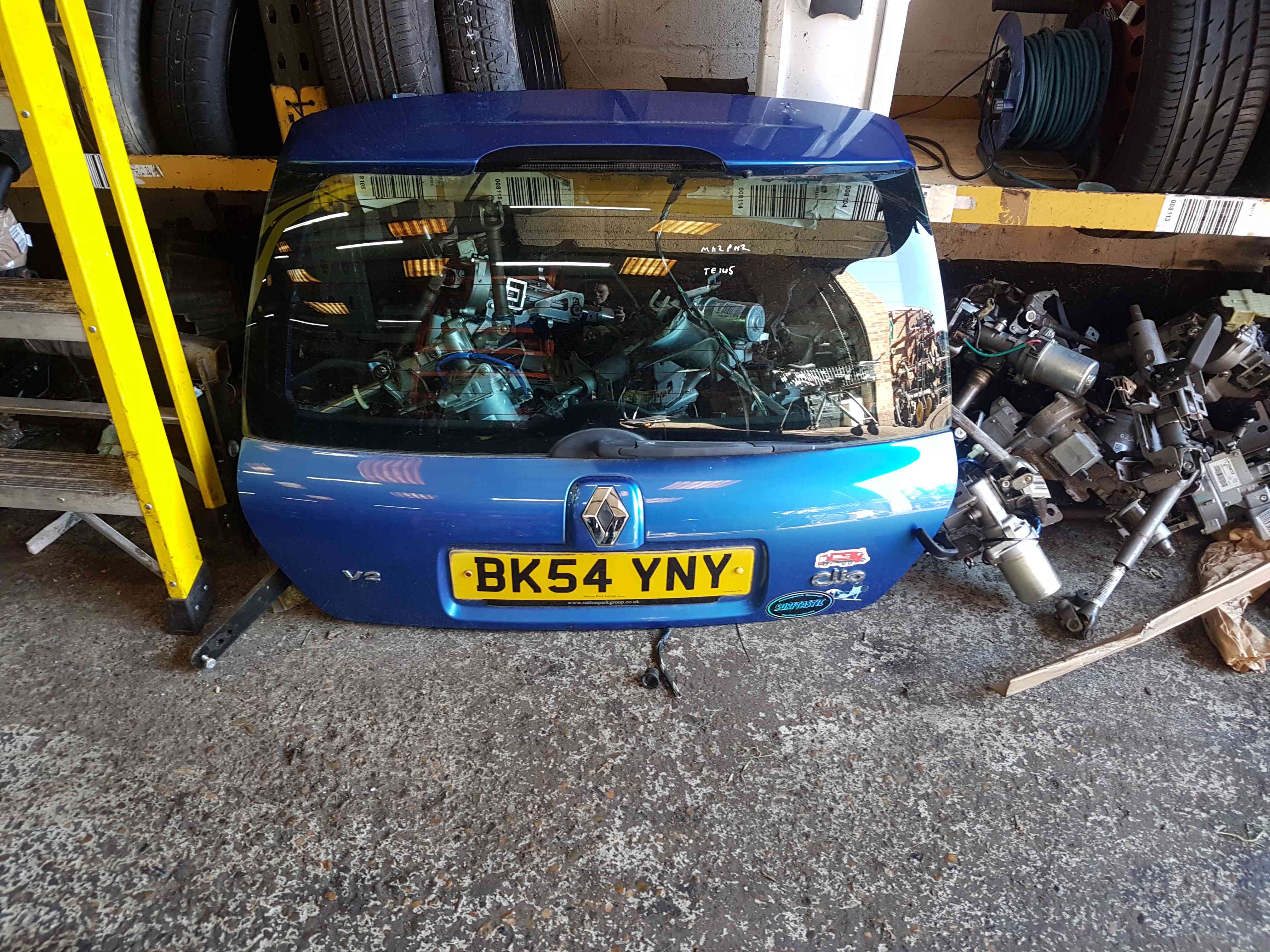 Thumb 3 Renault Clio MK2 2001-2006 Rear Tailgate Boot Blue Tei45 Te145