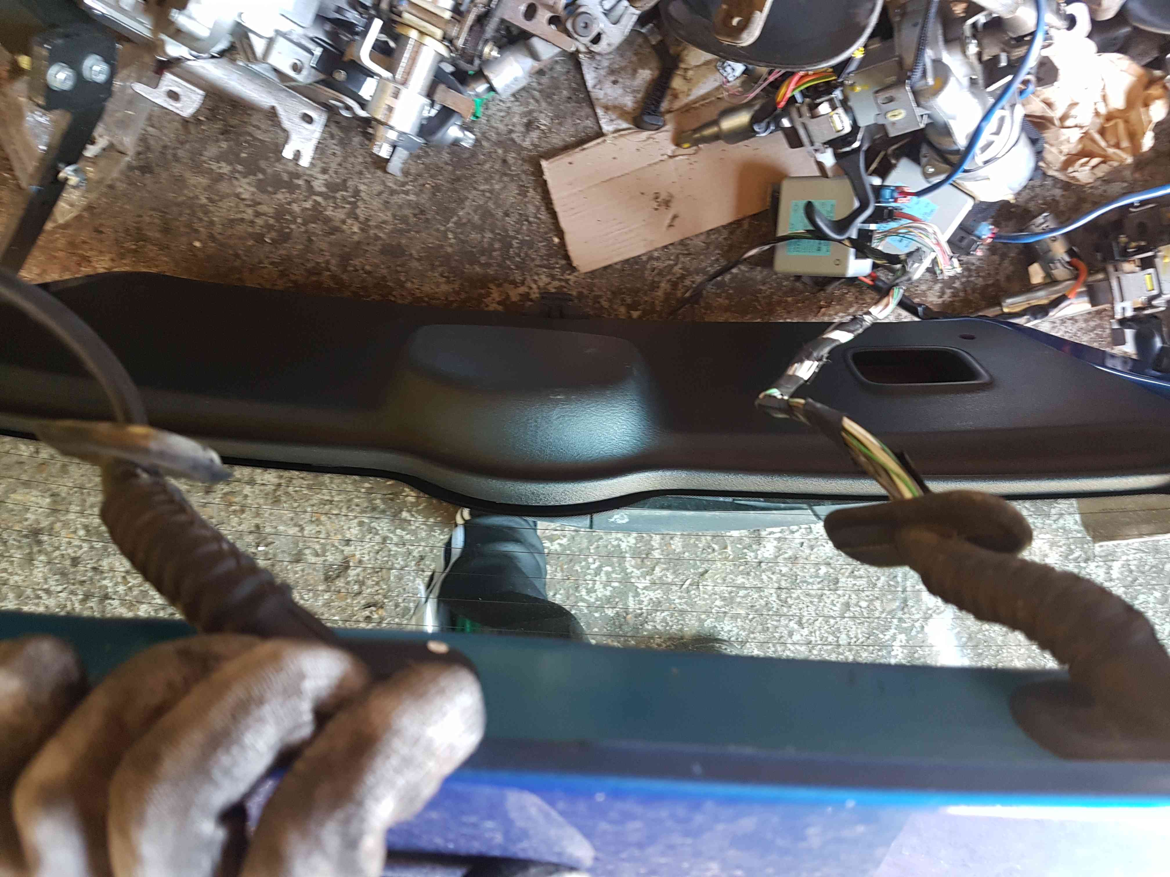 Thumb 5 Renault Clio MK2 2001-2006 Rear Tailgate Boot Blue Tei45 Te145