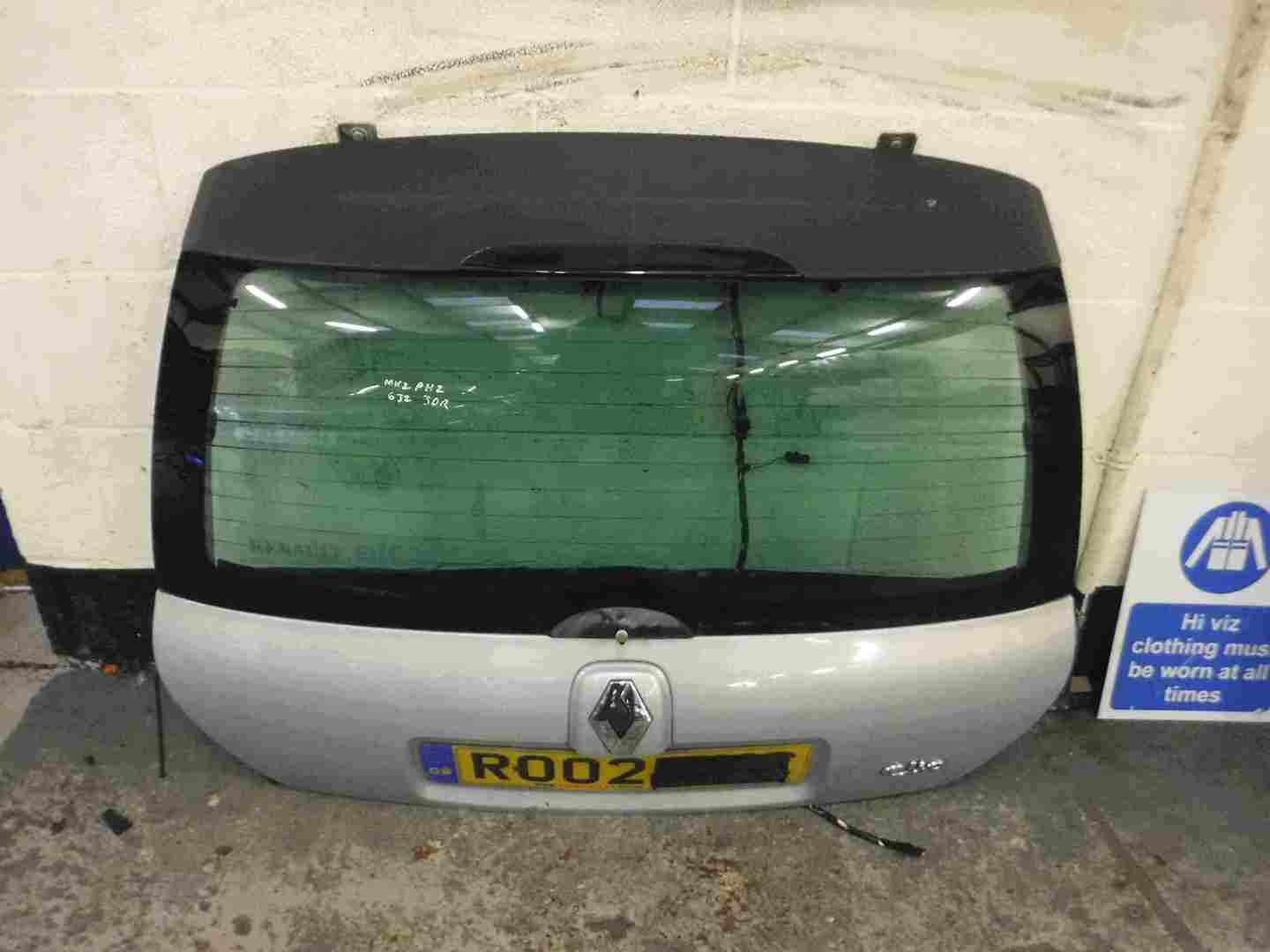 Renault Clio MK2 2001-2006 Rear Tailgate Boot Silver 632