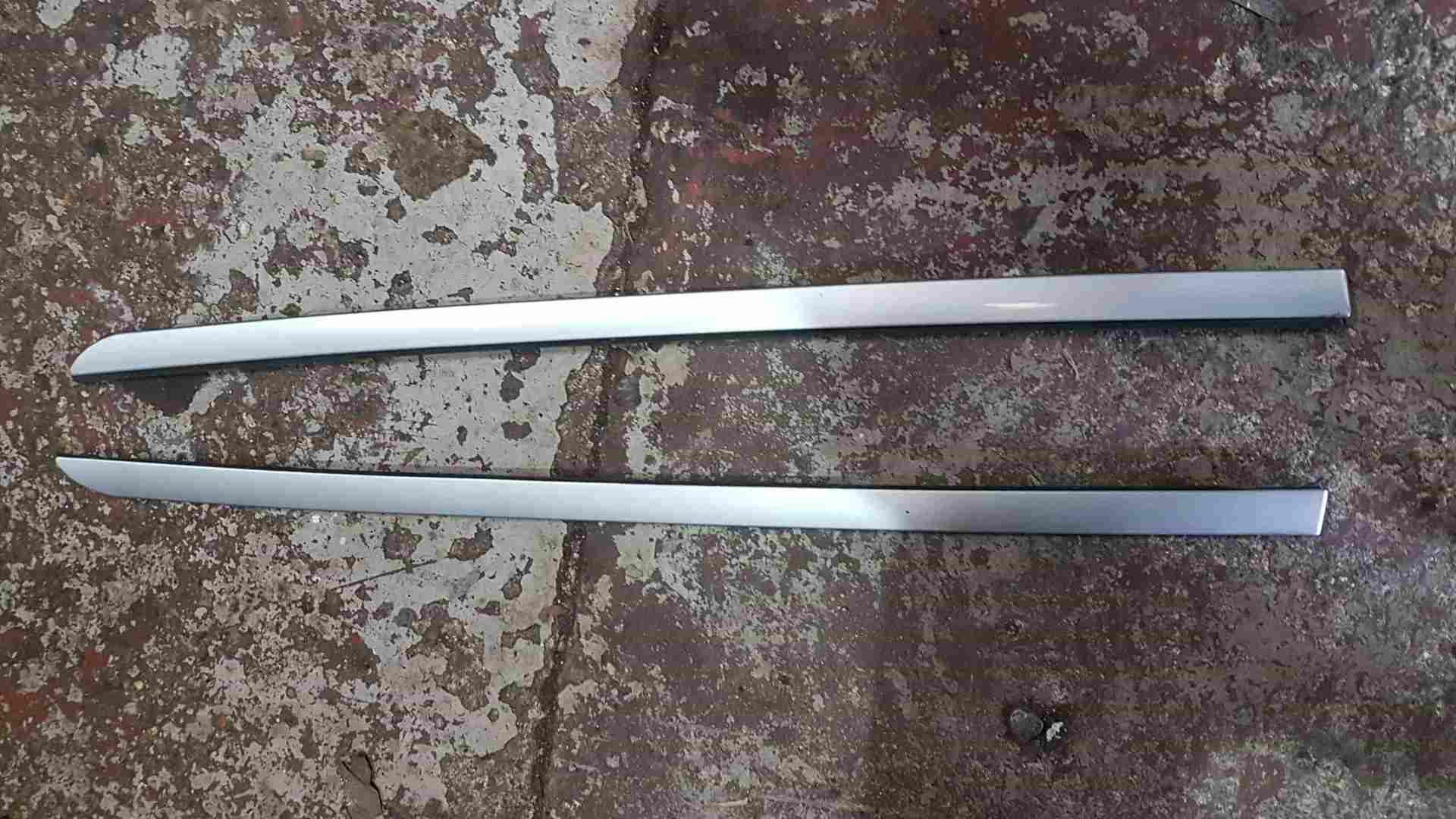 Thumb 5 Renault Clio MK2 2001-2006 Roof Gutter Rail Rack Cover Trim Pair Silver Ted69