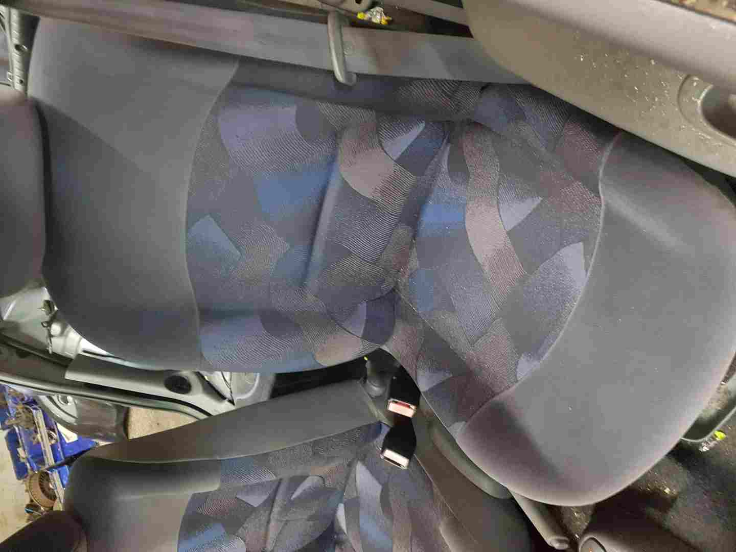 Thumb 2 Renault Clio MK2 1998-2001 Seats Seat Driver Passenger Fabric 5Dr   REAR SEATS