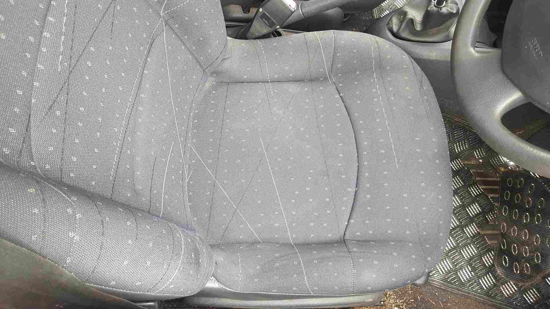 Thumb 2 Renault Clio MK2 2001-2006 Seats Seat SET Driver Passenger Rear Bench Fabric 5Dr