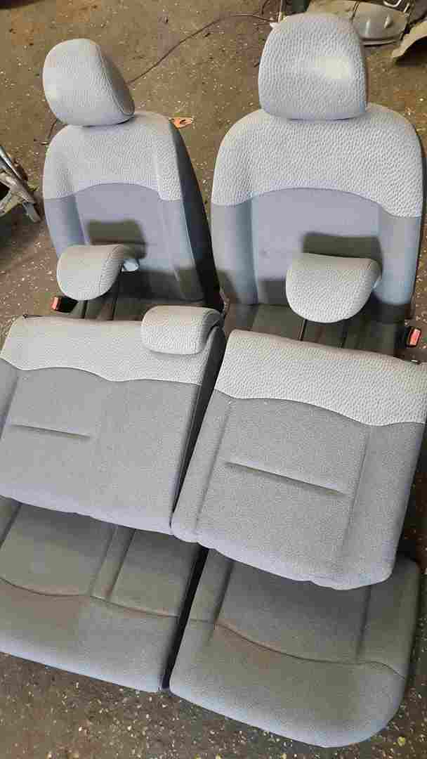 Renault Clio MK2 2001-2006 Seats Seat SET Driver Passenger Rear Fabric