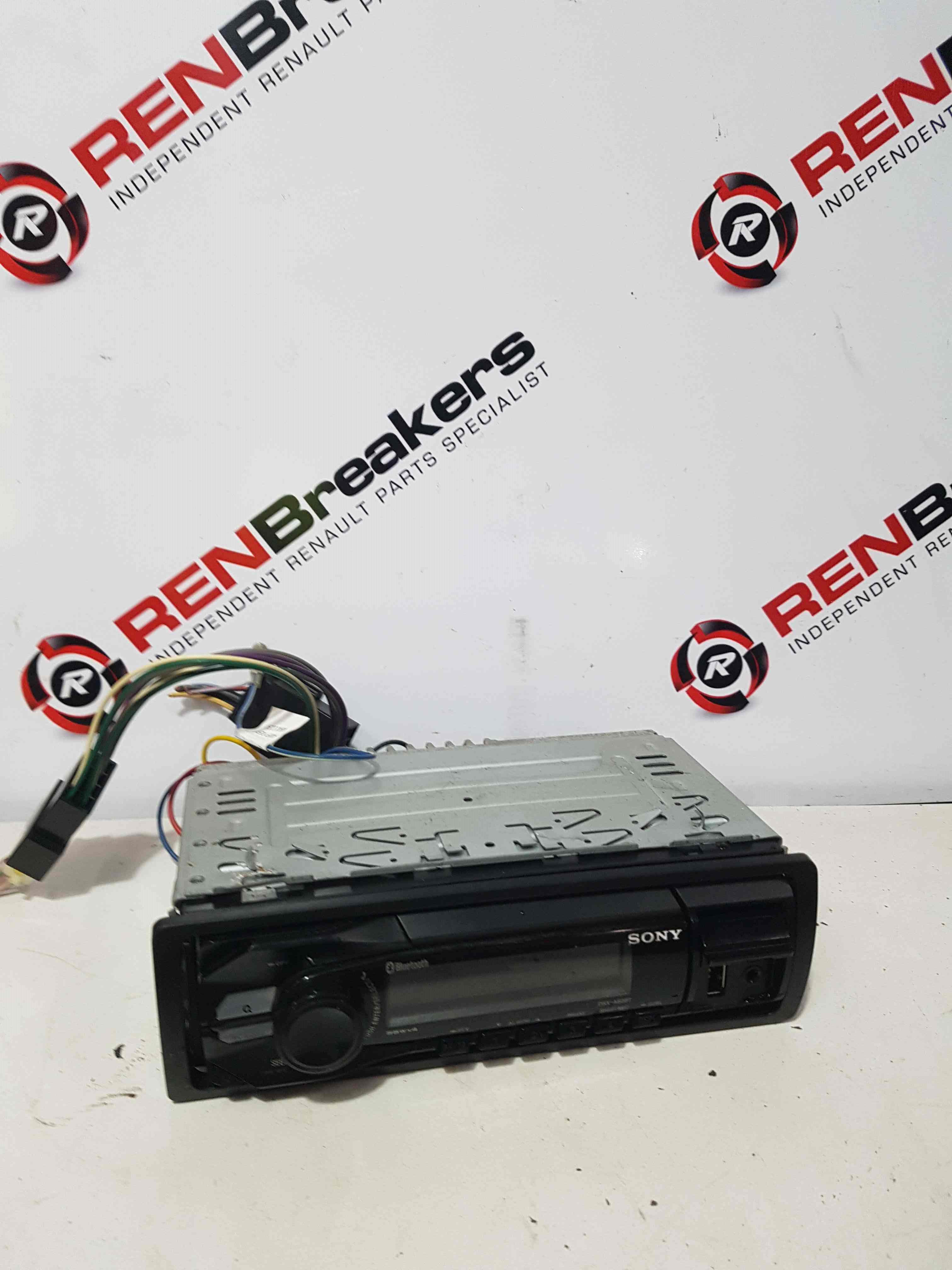 Thumb 2 Renault Clio MK2 2001-2006 Sony Radio Cd Player Bluetooth USB