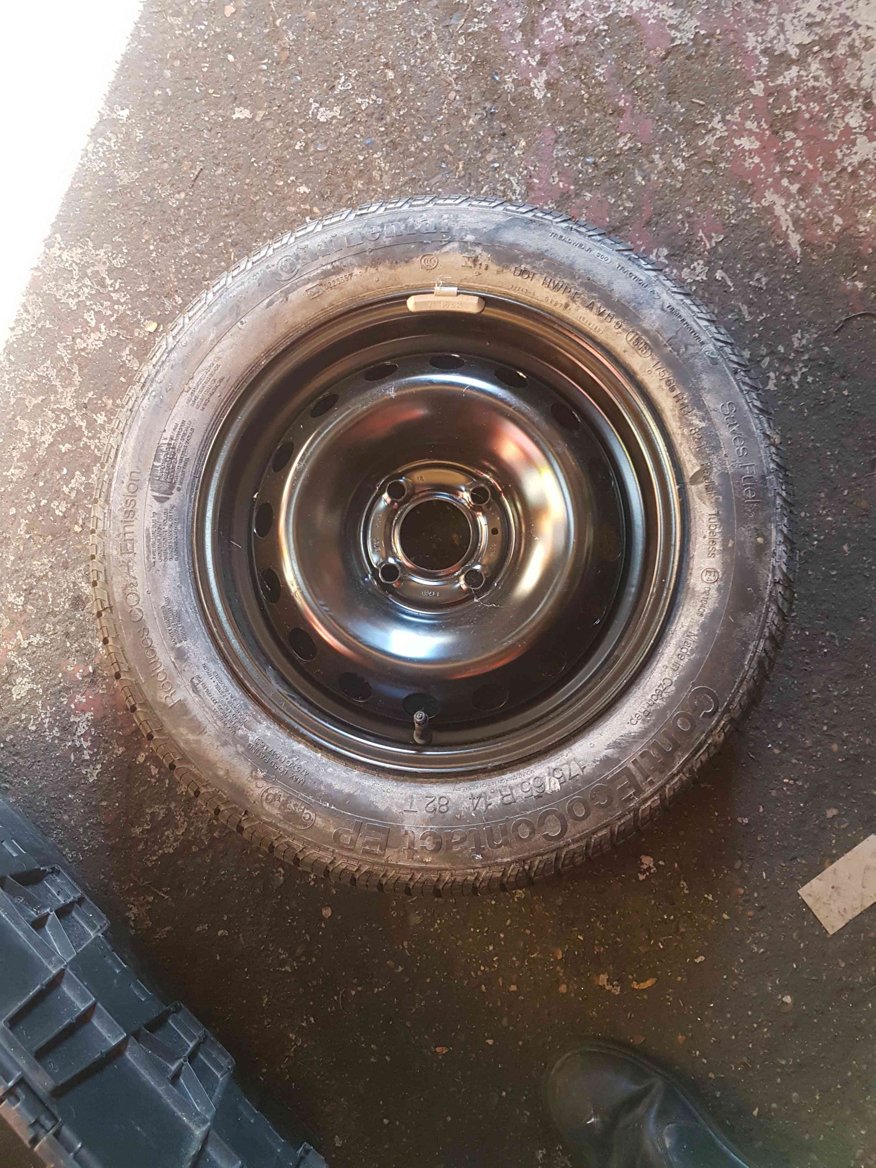 Thumb 3 Renault Clio MK2 2001-2006 Spare Steel Wheel + Tyre 175 65 14 6Mm Tread 4/5