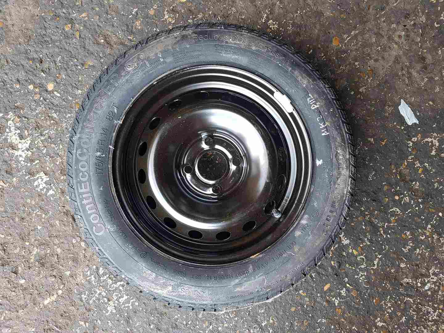 Thumb 4 Renault Clio MK2 2001-2006 Spare Steel Wheel RIM + Tyre 175 65 14 8Mm Tread 4/5