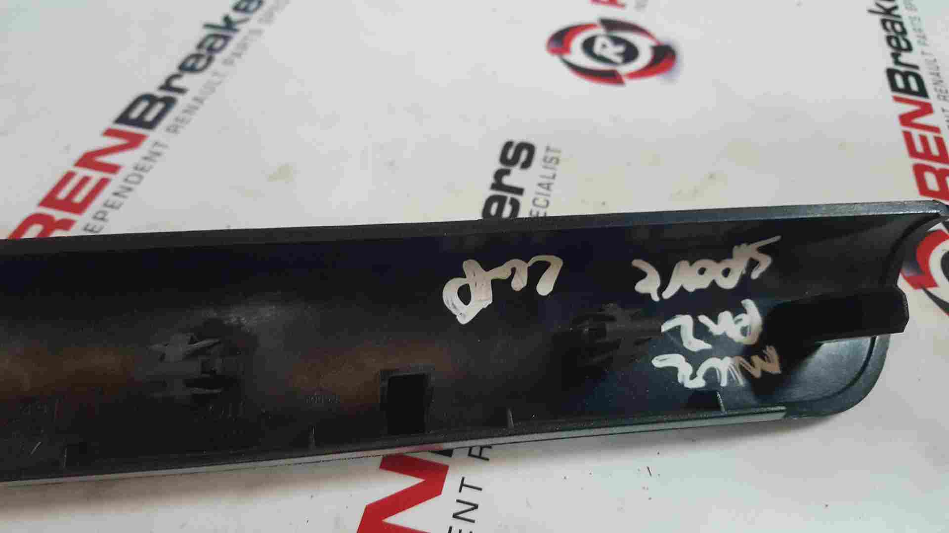 Thumb 4 Renault Clio MK2 2001-2006 Sport Passenger Ns Silver Trim AIR Bag 8200273136
