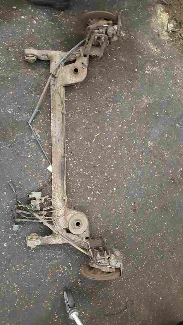 Thumb 2 Renault Clio MK2 2001-2006 Sport Rear Axle Complete Discs 2.0 16V 