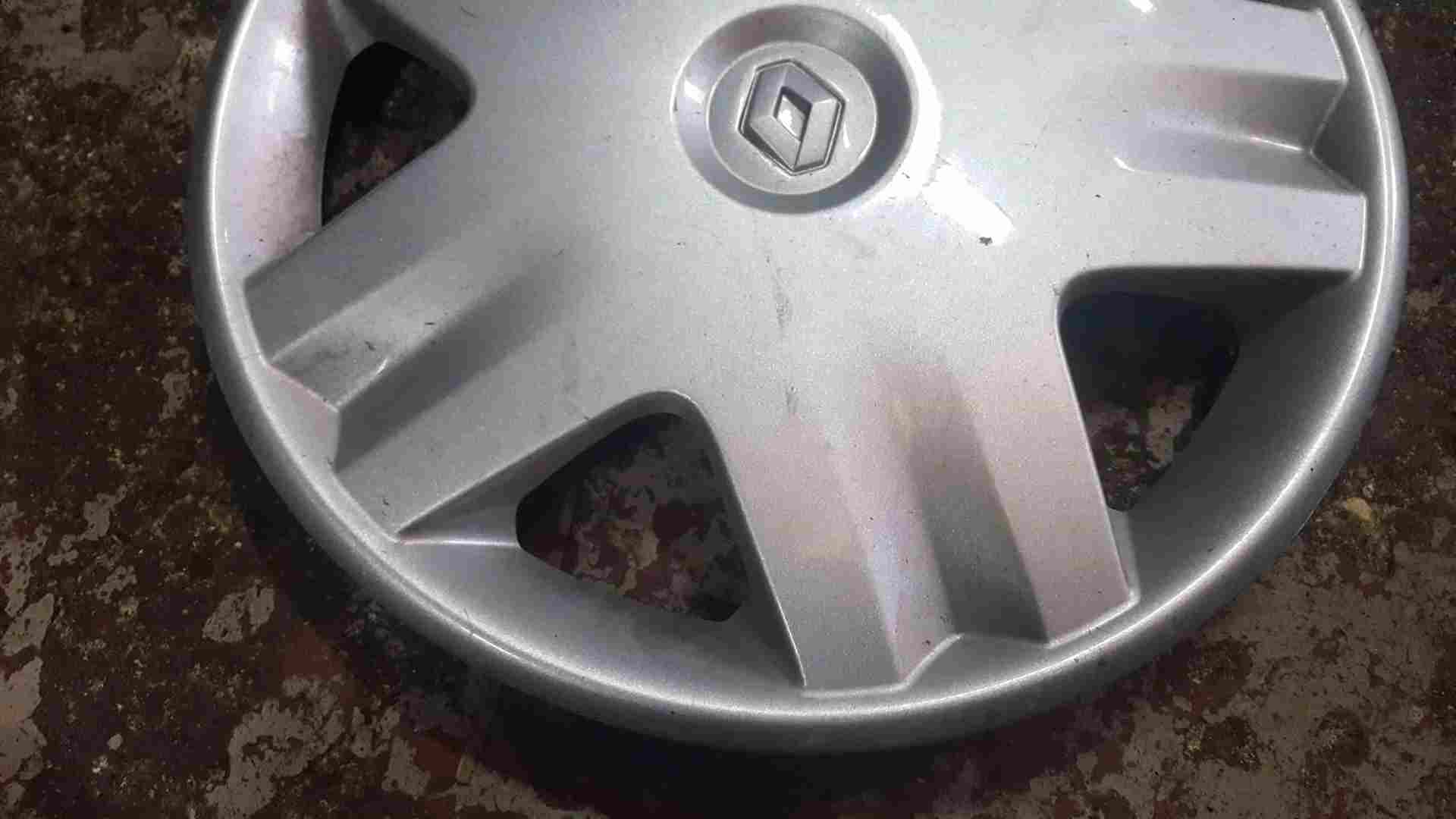Thumb 2 Renault Clio MK2 2001-2006 Steel Wheel Centre CAP Hub Cover Pyxis 7700427351
