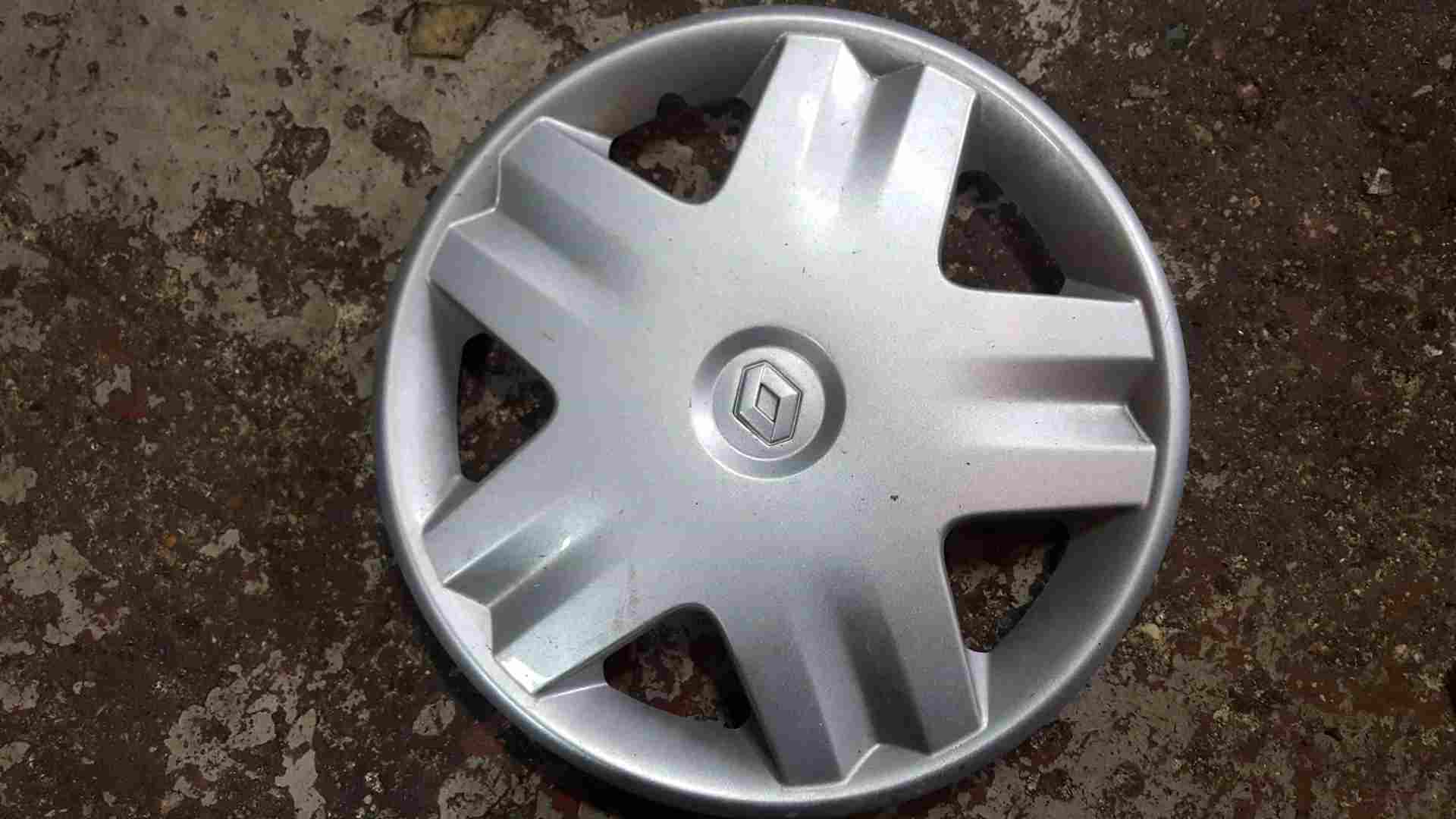 Thumb 5 Renault Clio MK2 2001-2006 Steel Wheel Centre CAP Hub Cover Pyxis 7700427351