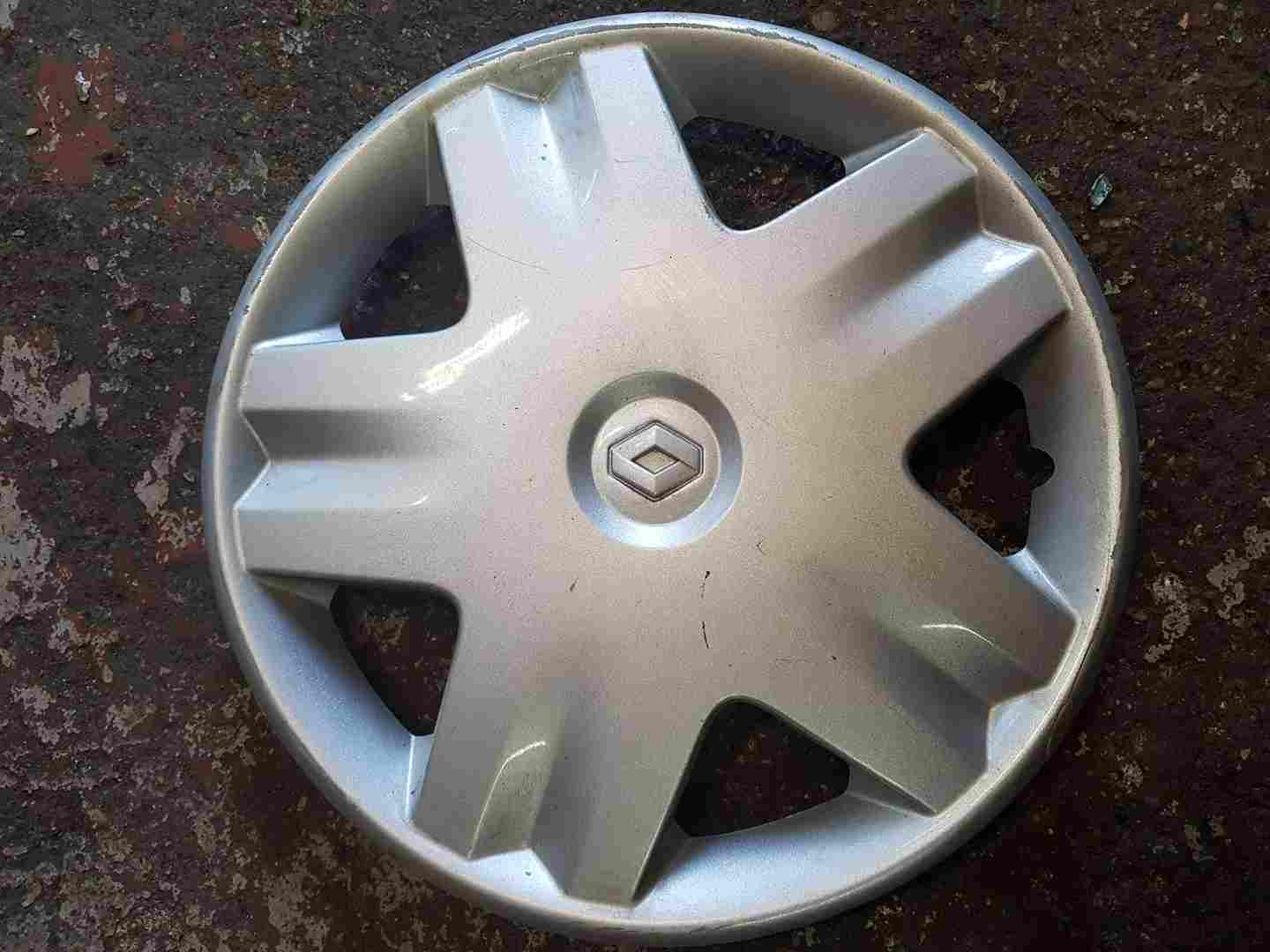 Thumb 6 Renault Clio MK2 2001-2006 Steel Wheel Centre CAP Hub Cover Pyxis 7700427351