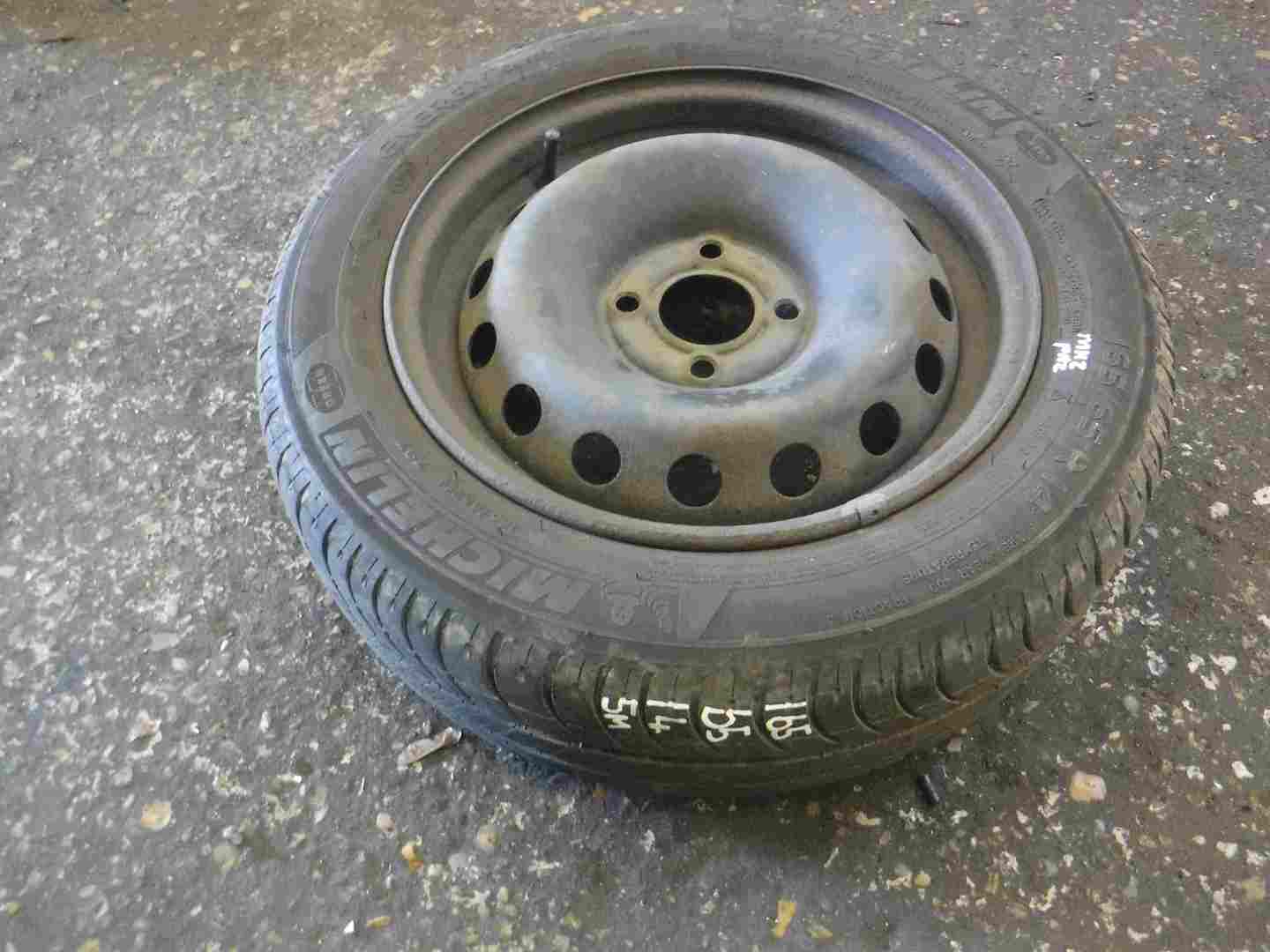 Renault Clio MK2 2001-2006 Steel Wheel Rim + Tyre 165 65 14 5mm Tread