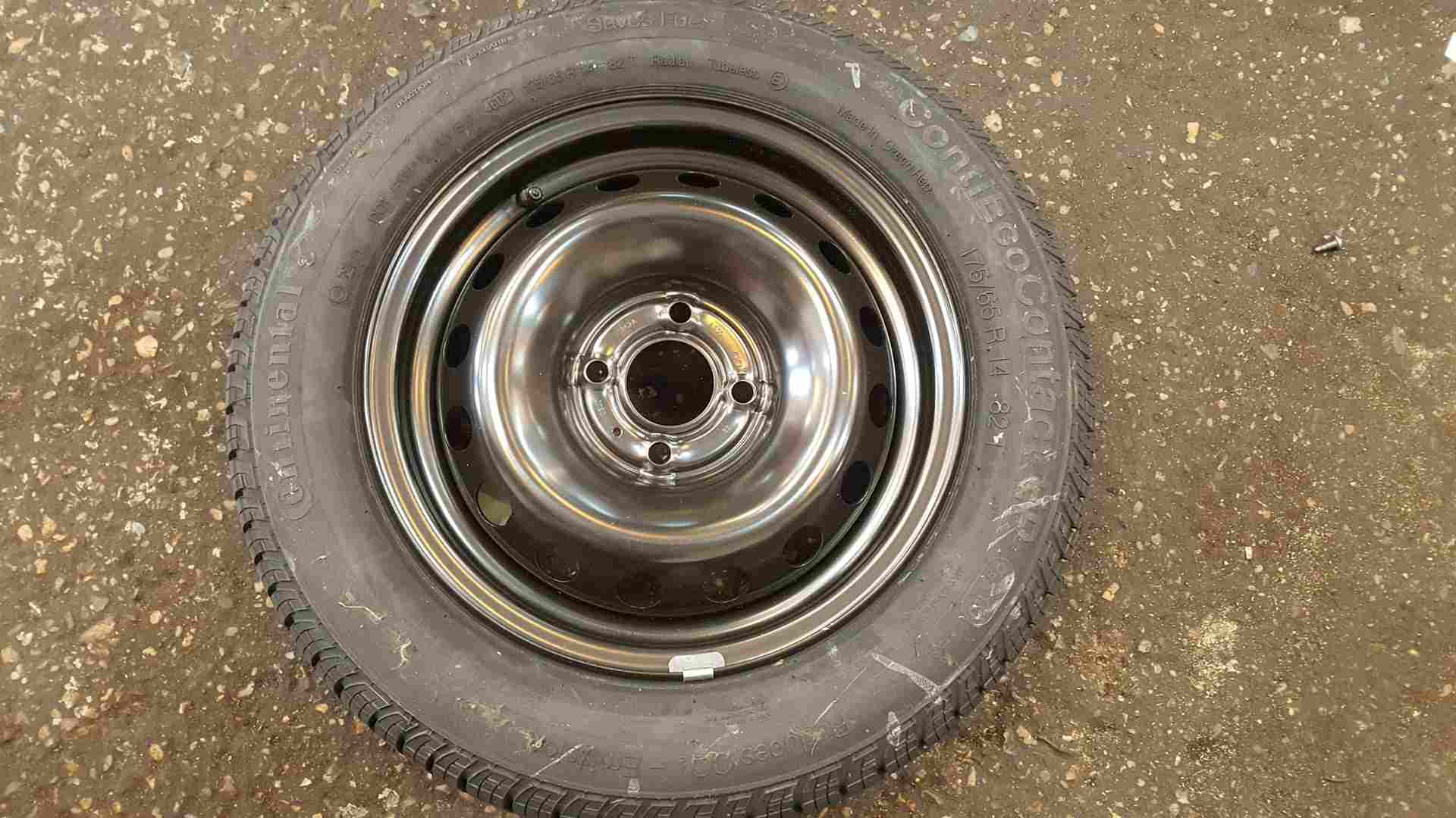 Thumb 2 Renault Clio MK2 2001-2006 Steel Wheel Rim + Tyre 175 65 14 8mm Tread 5/5