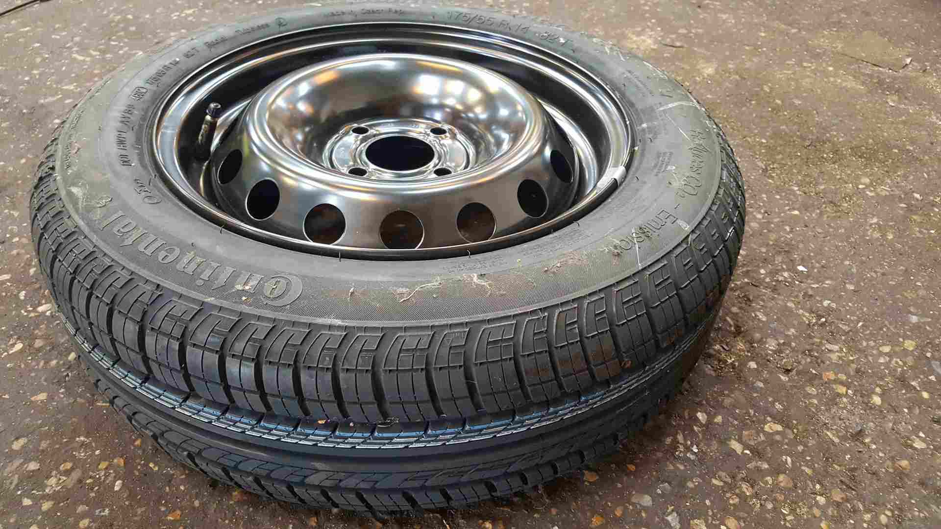 Thumb 4 Renault Clio MK2 2001-2006 Steel Wheel Rim + Tyre 175 65 14 8mm Tread 5/5