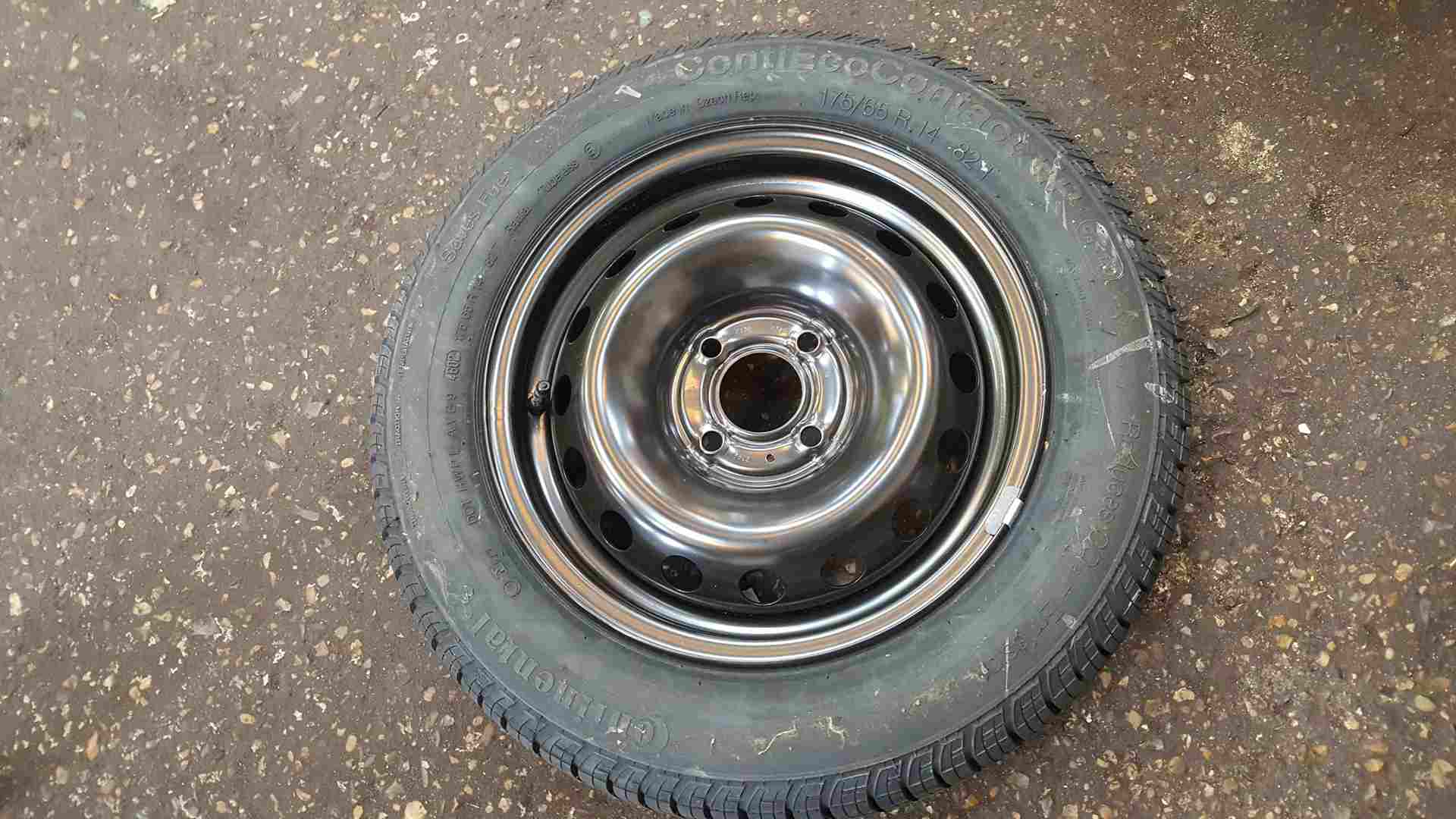 Thumb 7 Renault Clio MK2 2001-2006 Steel Wheel Rim + Tyre 175 65 14 8mm Tread 5/5