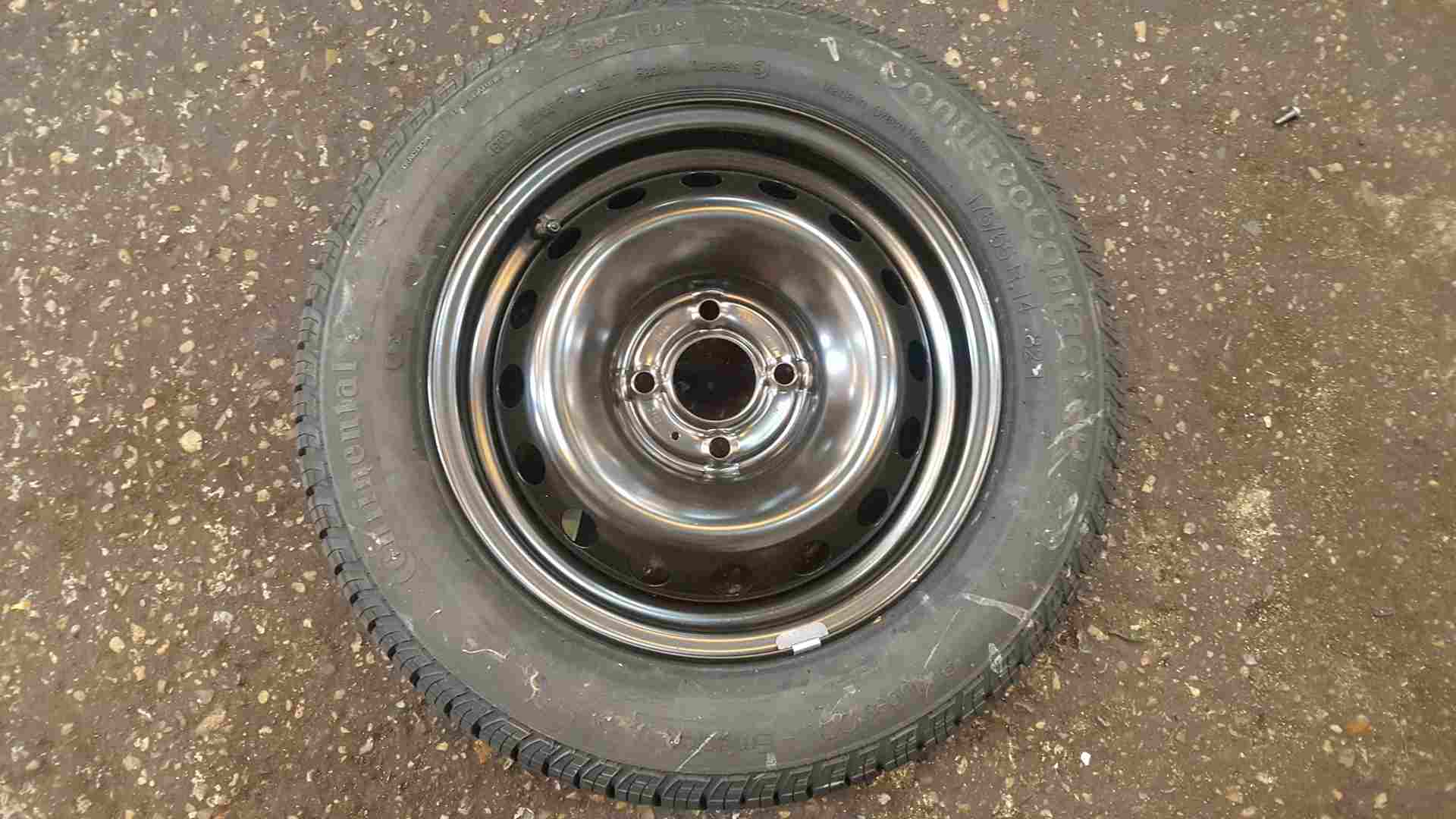 Renault Clio MK2 2001-2006 Steel Wheel Rim + Tyre 175 65 14 8mm Tread 5/5