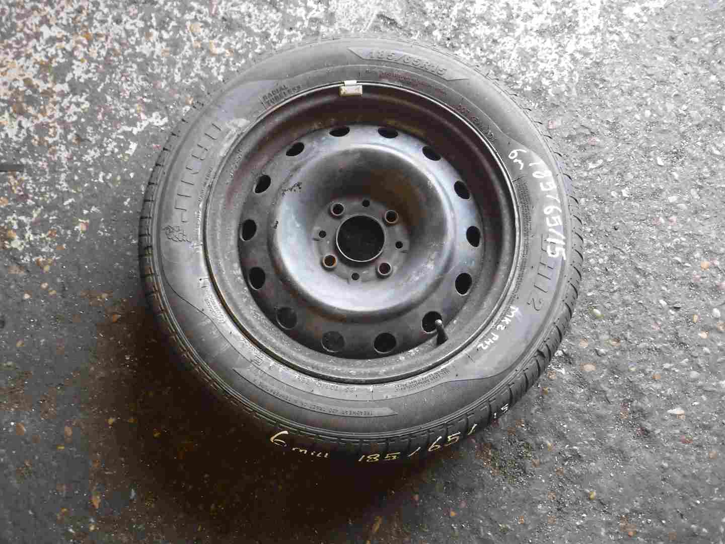 Renault Clio MK2 2001-2006 Steel Wheel Rim   Tyre 185 65 15 4mm Tread