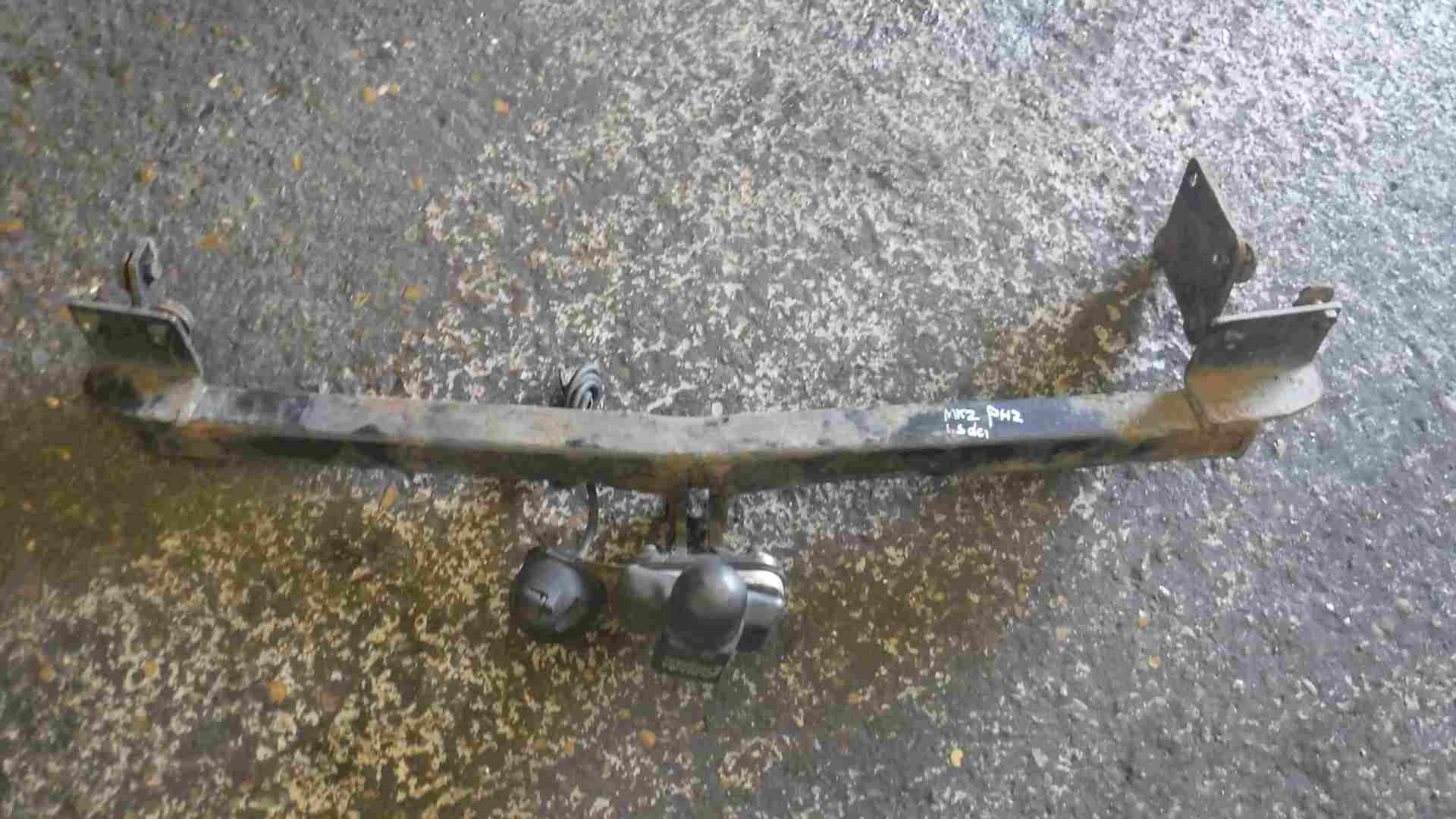 Renault Clio MK2 2001-2006 Tow Bar Ball Complete Electrics