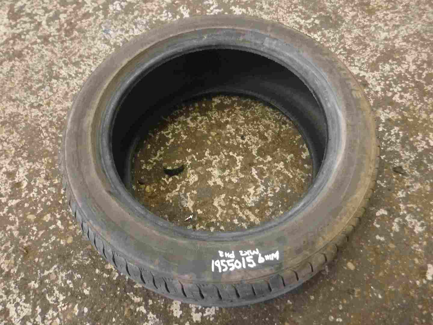 Renault Clio MK2 2001-2006 Tyre 195 50 15 6mm Tread