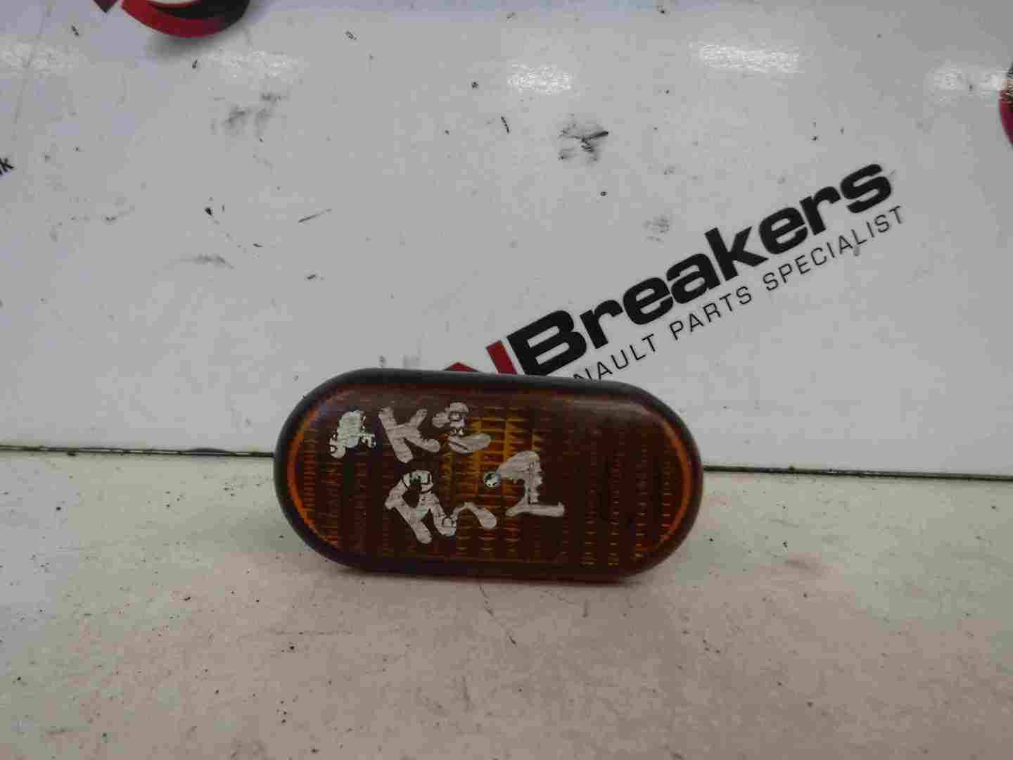 Renault Clio MK2 2001-2006 Wing Side Repeater Indicator Light