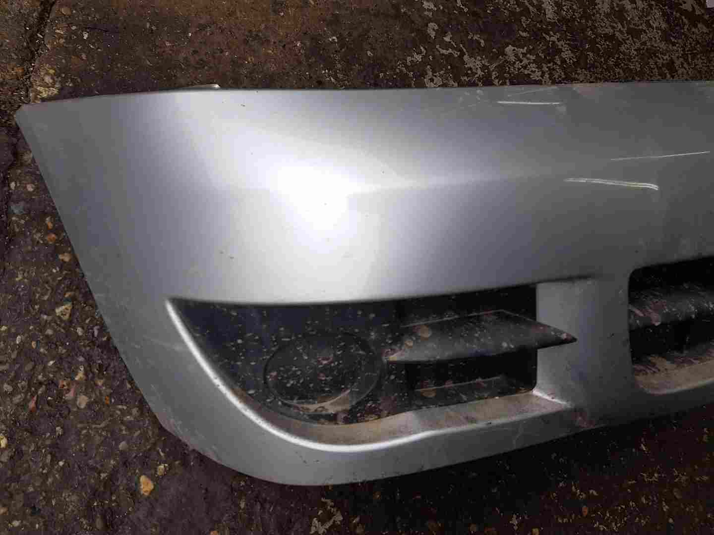 Thumb 3 Renault Clio MK2 Campus 2001-2006 Front Bumper Silver Ted69