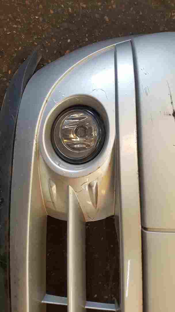 Thumb 7 Renault Clio MK2 Campus 2005-2010 Front Bumper Silver TED69