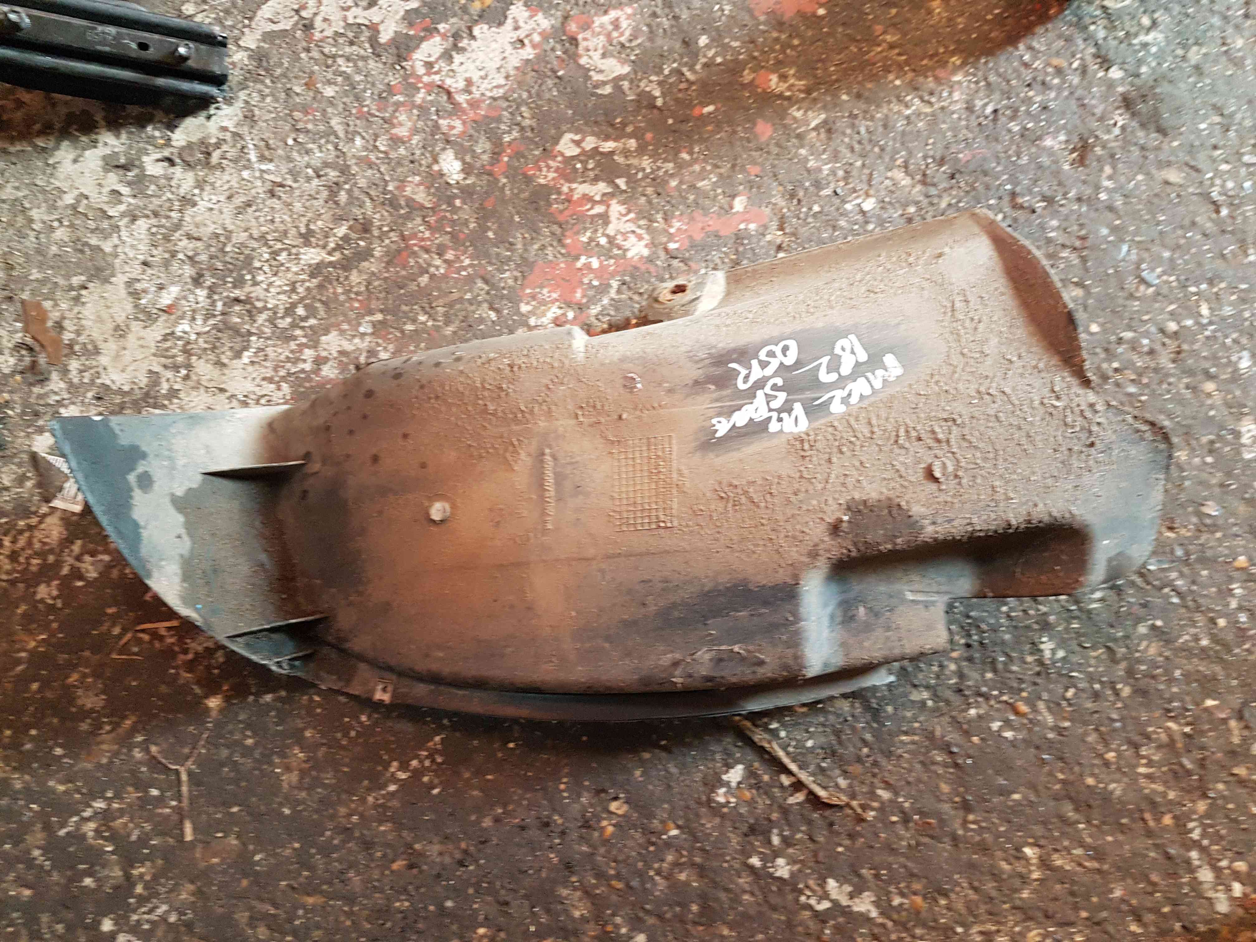 Renault Clio MK2 Sport 2001-2006 Drivers OSR Rear Arch Liner Guard