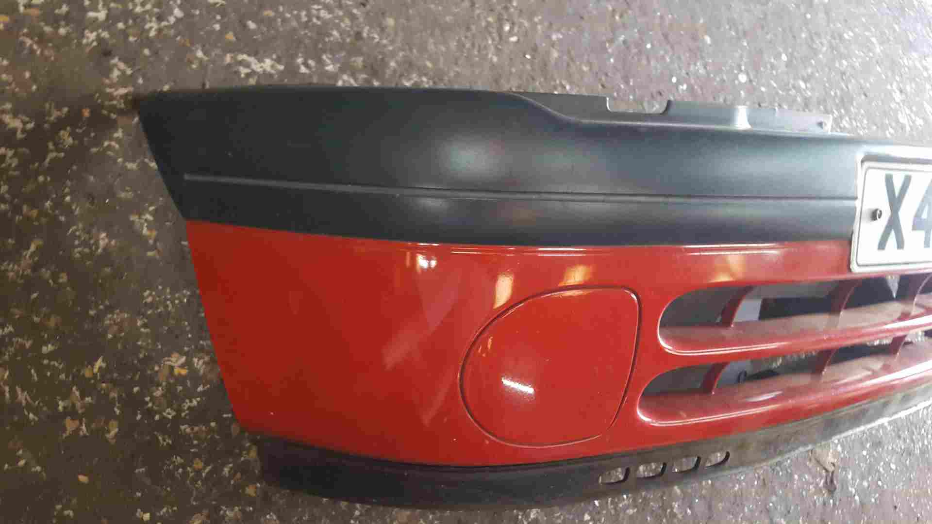 Thumb 3 Renault Clio MK2 ph1 1998-2001 Front Bumper RED Ov727