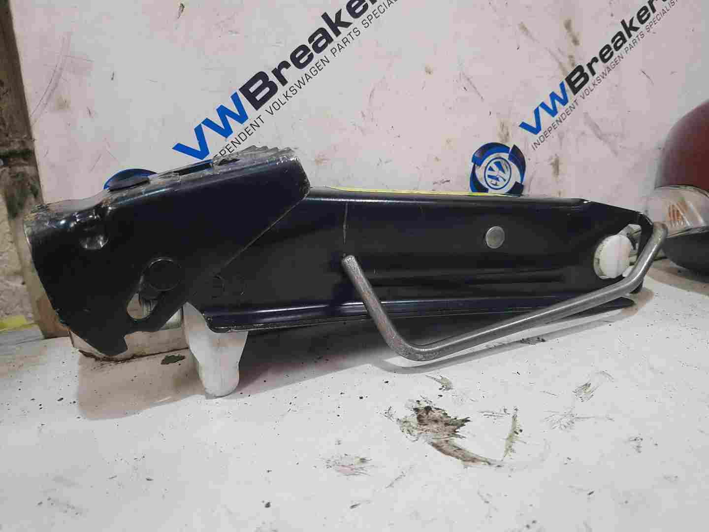 Thumb 3 Renault Clio MK3 + Modus 2005-2012  Jack 8200682541