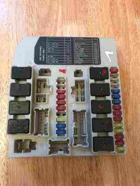 Nissan Micra 2005-2012 Engine Bay Fuse Box UPC UNIT 423K07 423126