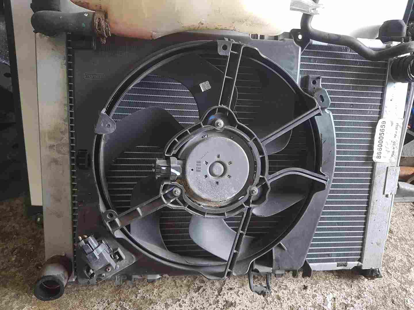 Thumb 5 Renault Clio MK3 + Modus 2009-2012 1.2 16V Radiator RAD Pack Cooling FAN
