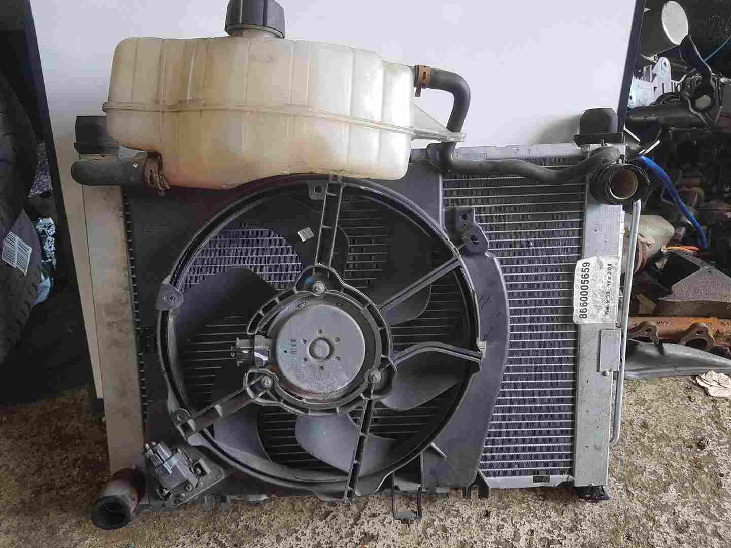 Thumb 6 Renault Clio MK3 + Modus 2009-2012 1.2 16V Radiator RAD Pack Cooling FAN