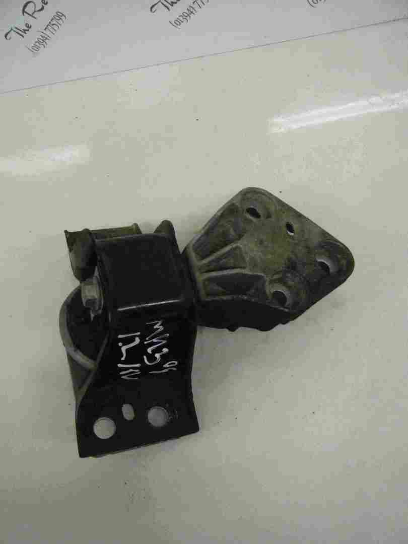 Renault Clio MK3 2005-2009 1.2 16v Drivers OS Engine Mount 8200140431