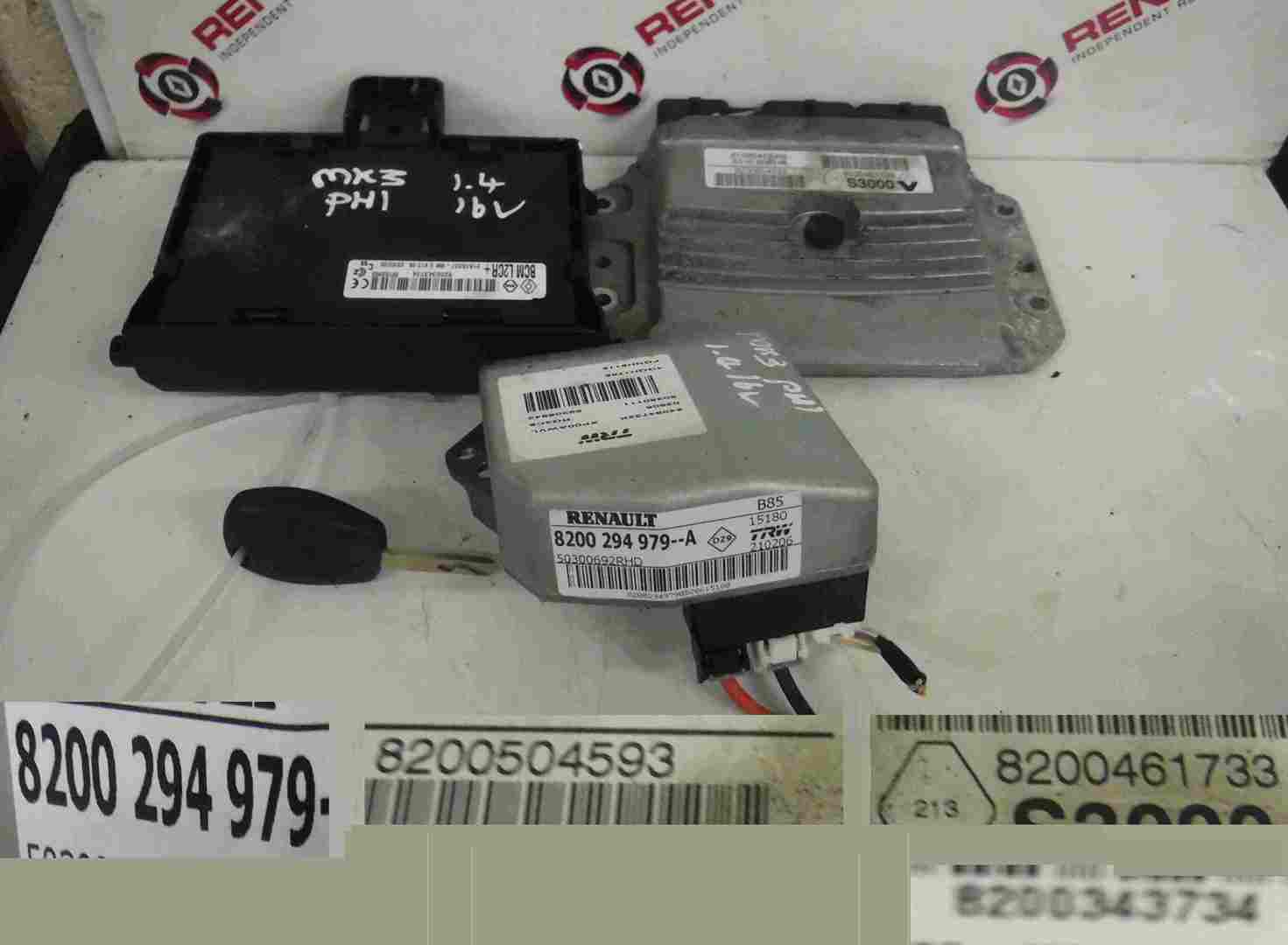 Renault Clio MK3 2005-2009 1.4 16v ECU SET UCH BCM Steering ECU + Key Fob