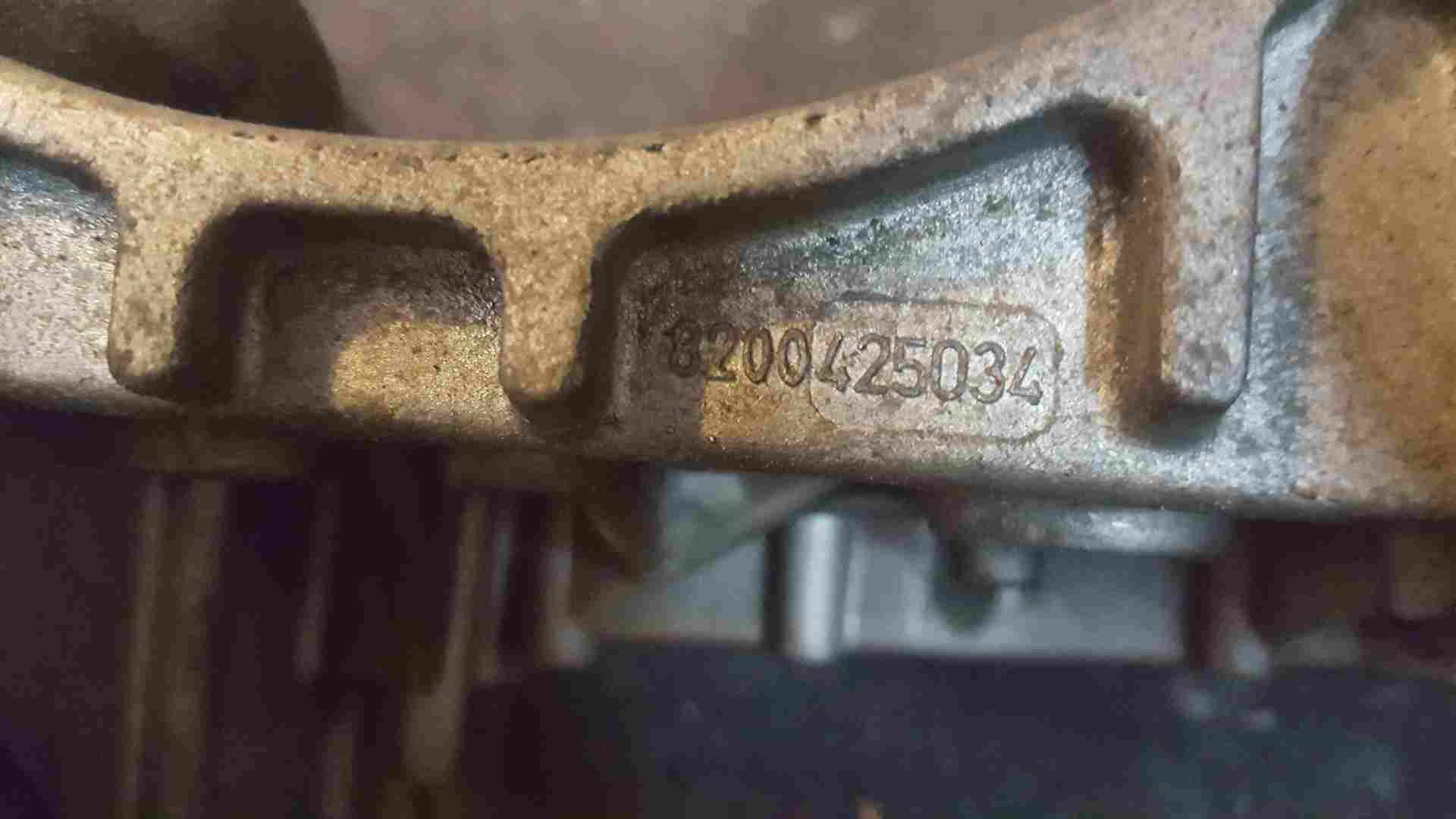 Thumb 3 Renault Clio MK3 2005-2009 1.6 16V Alternator Aircon Bracket 8200425034 