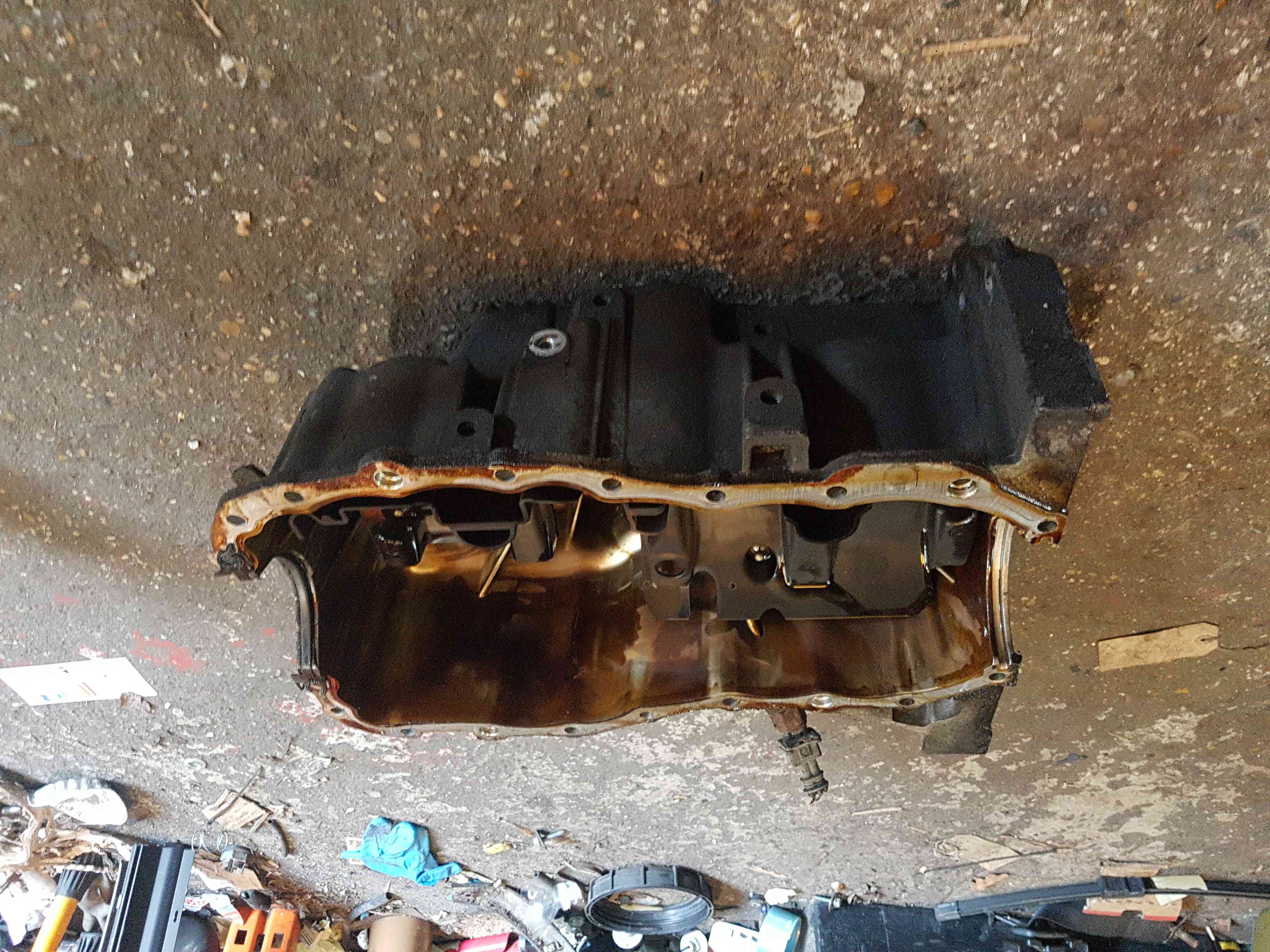 Thumb 7 Renault Clio MK3 2005-2009 1.6 16V Engine OIL Sump PAN K4M801 8200318813