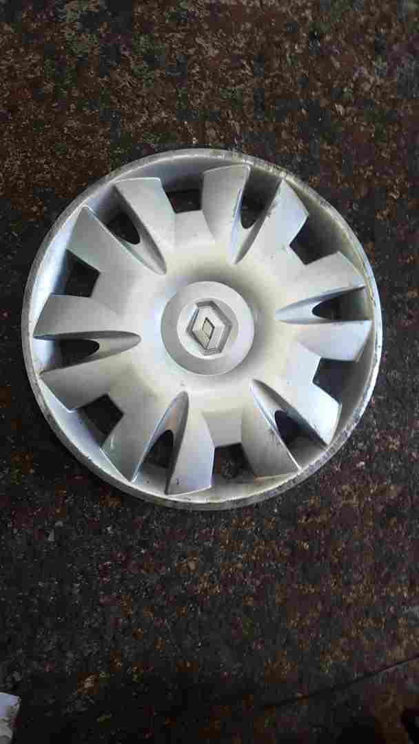 Thumb 7 Renault Clio MK3 2005-2009 Aria Steel Wheel Trim Cover 8200756827 15Inch 3/5