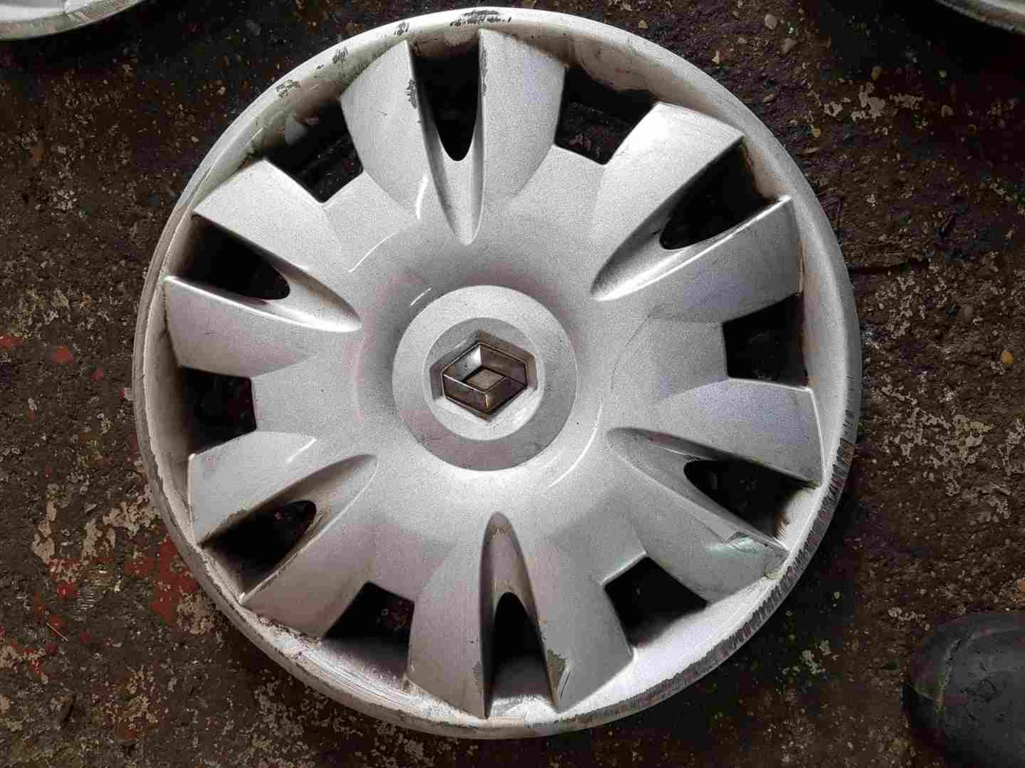 Renault Clio MK3 2005-2009 Aria Steel Wheel Trim Cover 8200756827 15Inch 3/5