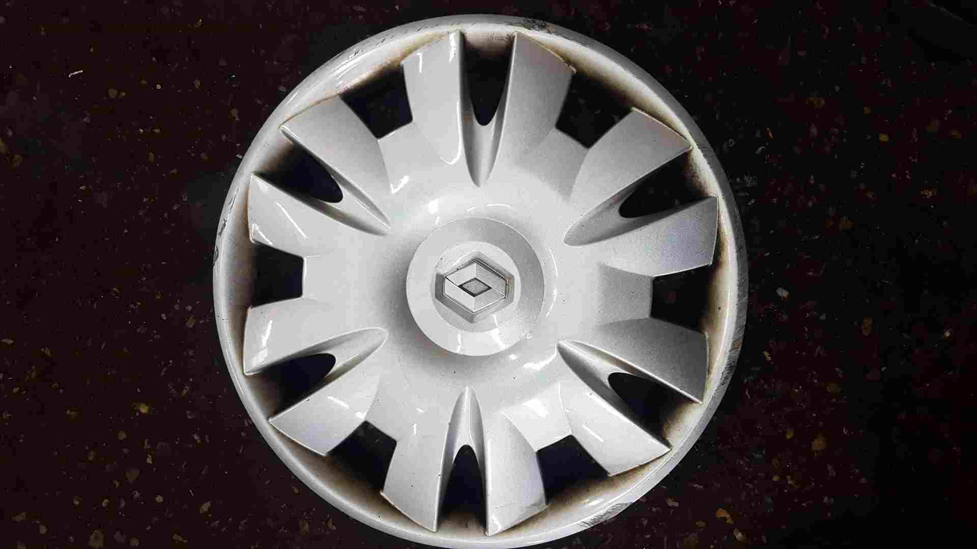 Thumb 5 Renault Clio MK3 2005-2009 Aria Steel Wheel Trim Cover 8200756827 15Inch 3/5