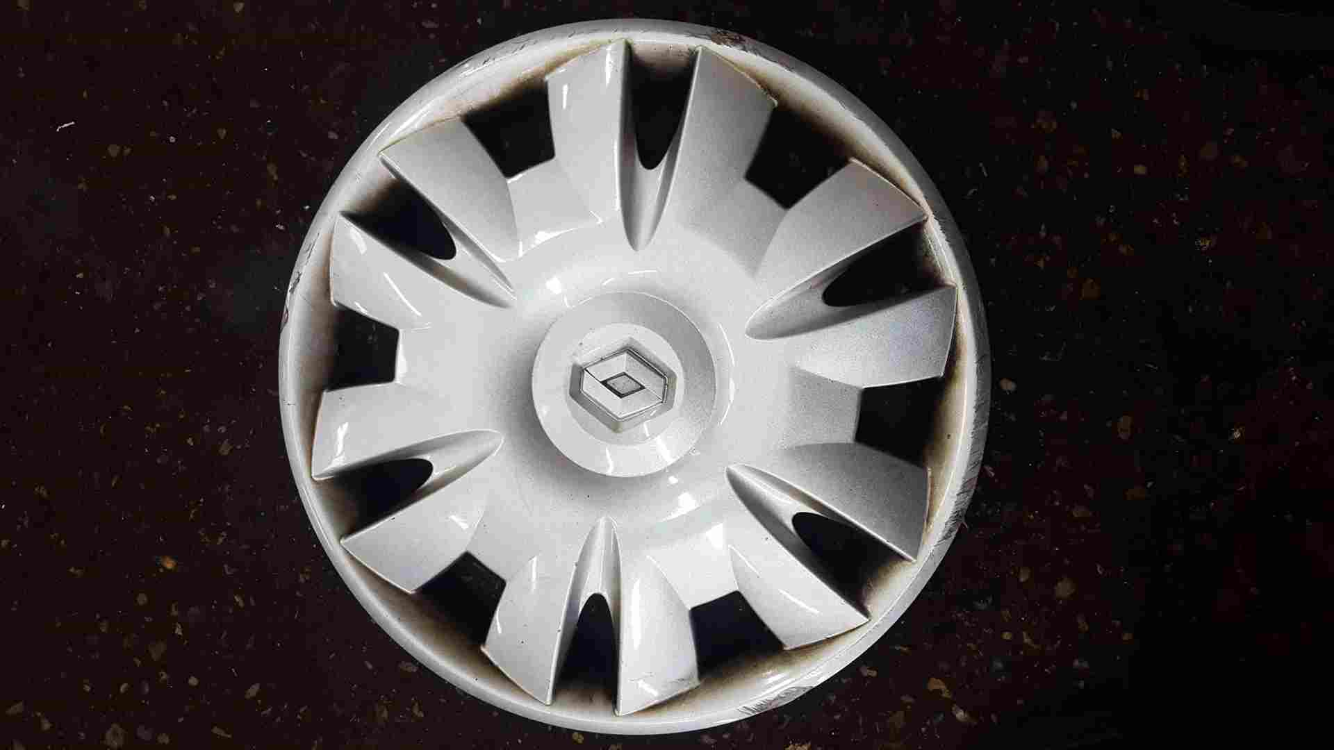 Thumb 6 Renault Clio MK3 2005-2009 Aria Steel Wheel Trim Cover 8200756827 15Inch 3/5