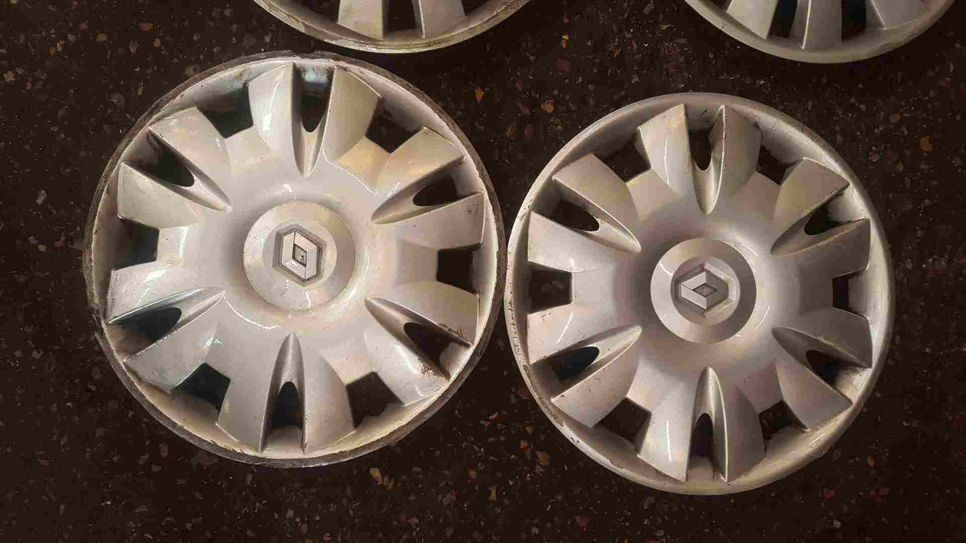 Thumb 7 Renault Clio MK3 2005-2009 Aria Steel Wheel Trims Cover 8200756827 15Inch 