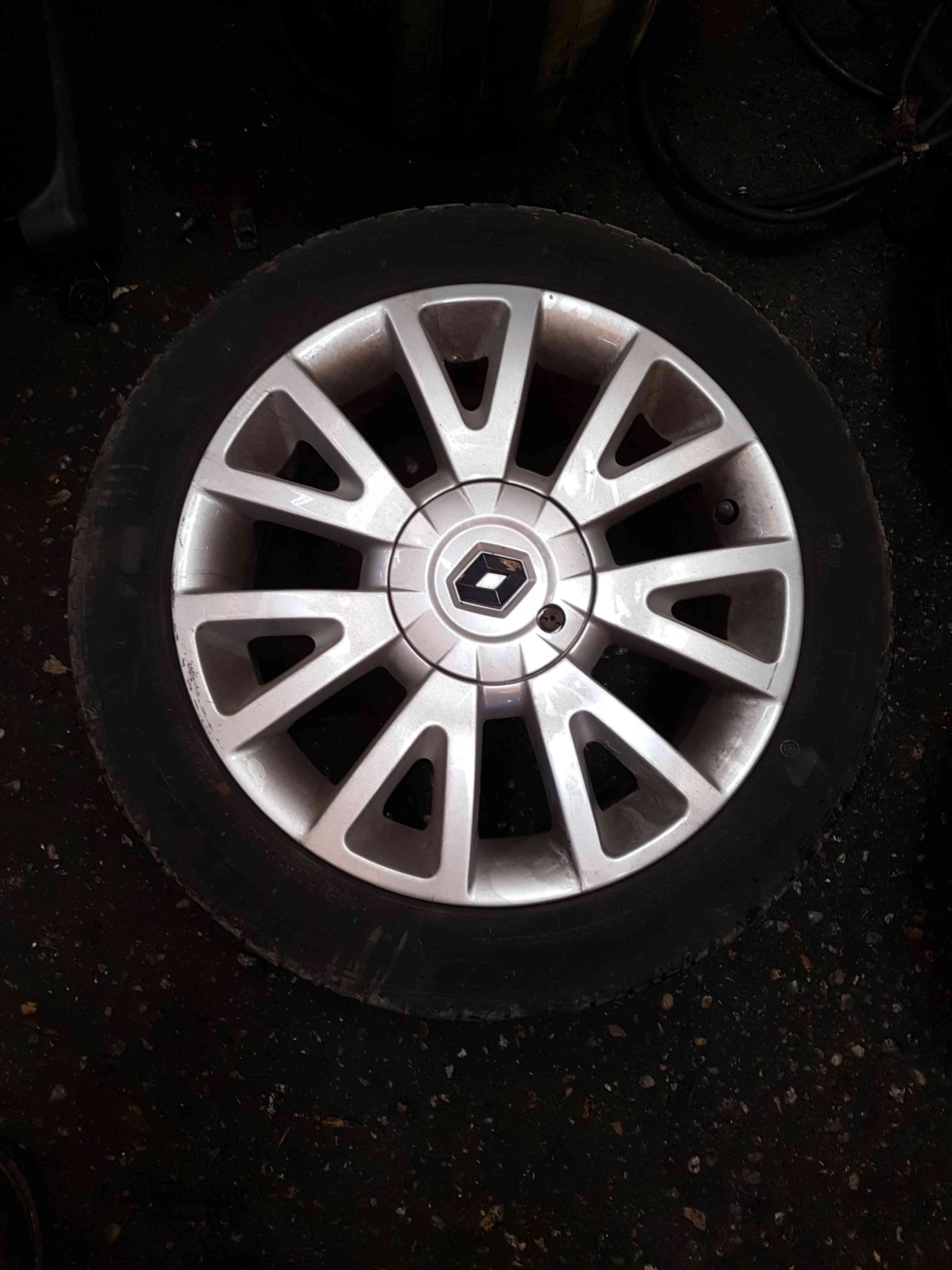 Thumb 3 Renault Clio MK3 2005-2009 Canasta Alloy Wheel + Tyre 195 50 16 5Mm 8201075834