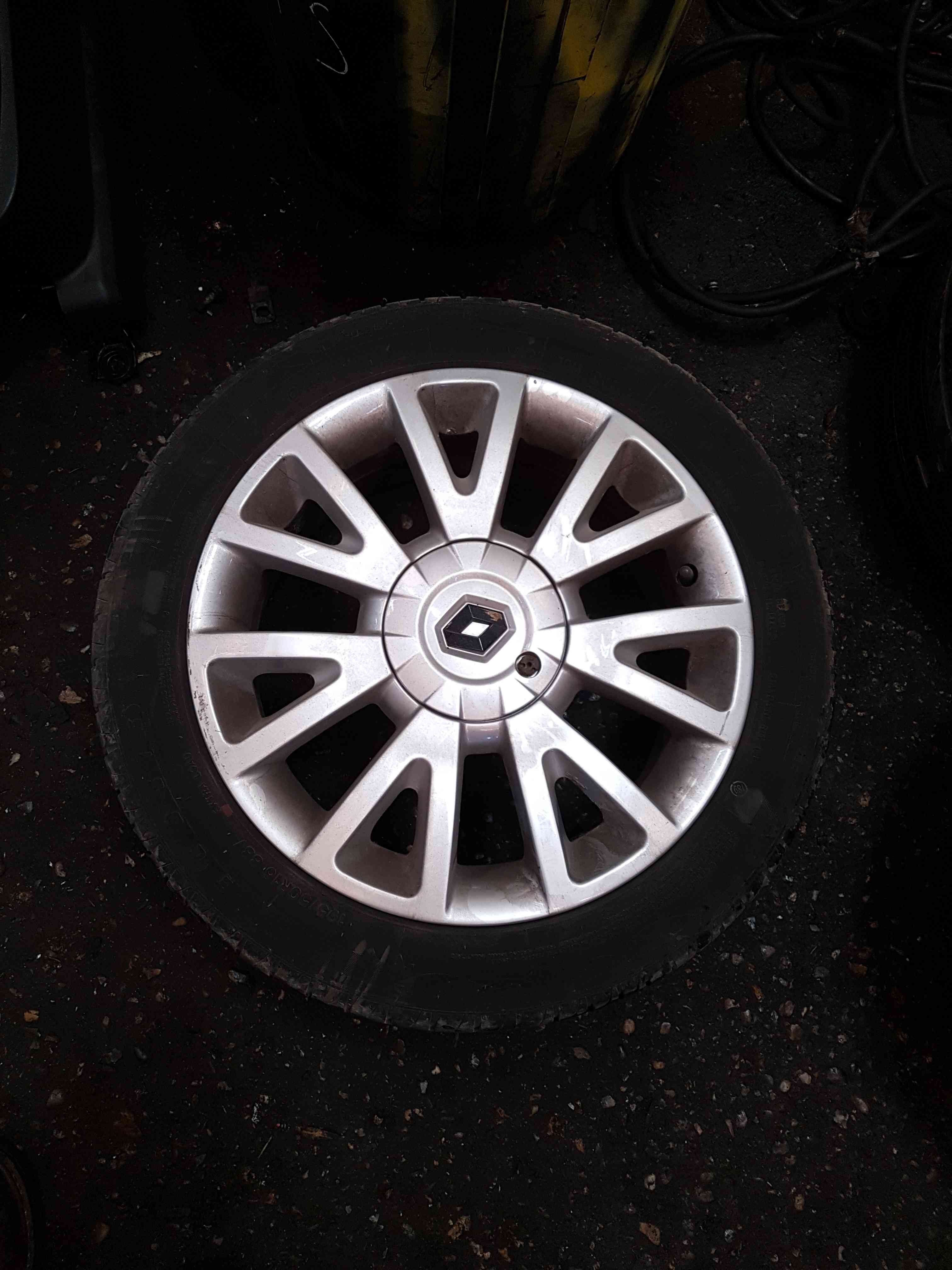 Thumb 5 Renault Clio MK3 2005-2009 Canasta Alloy Wheel + Tyre 195 50 16 5Mm 8201075834