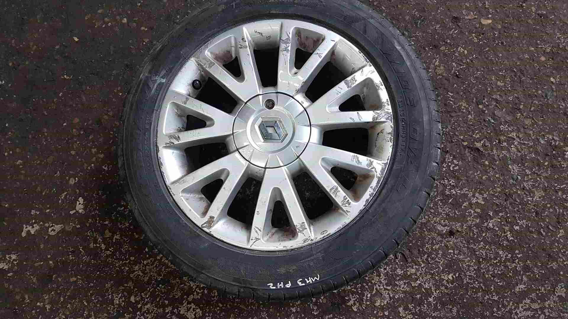Thumb 4 Renault Clio MK3 2005-2009 Canasta Alloy Wheel + Tyre 195 50 16 6mm Tread 2/5