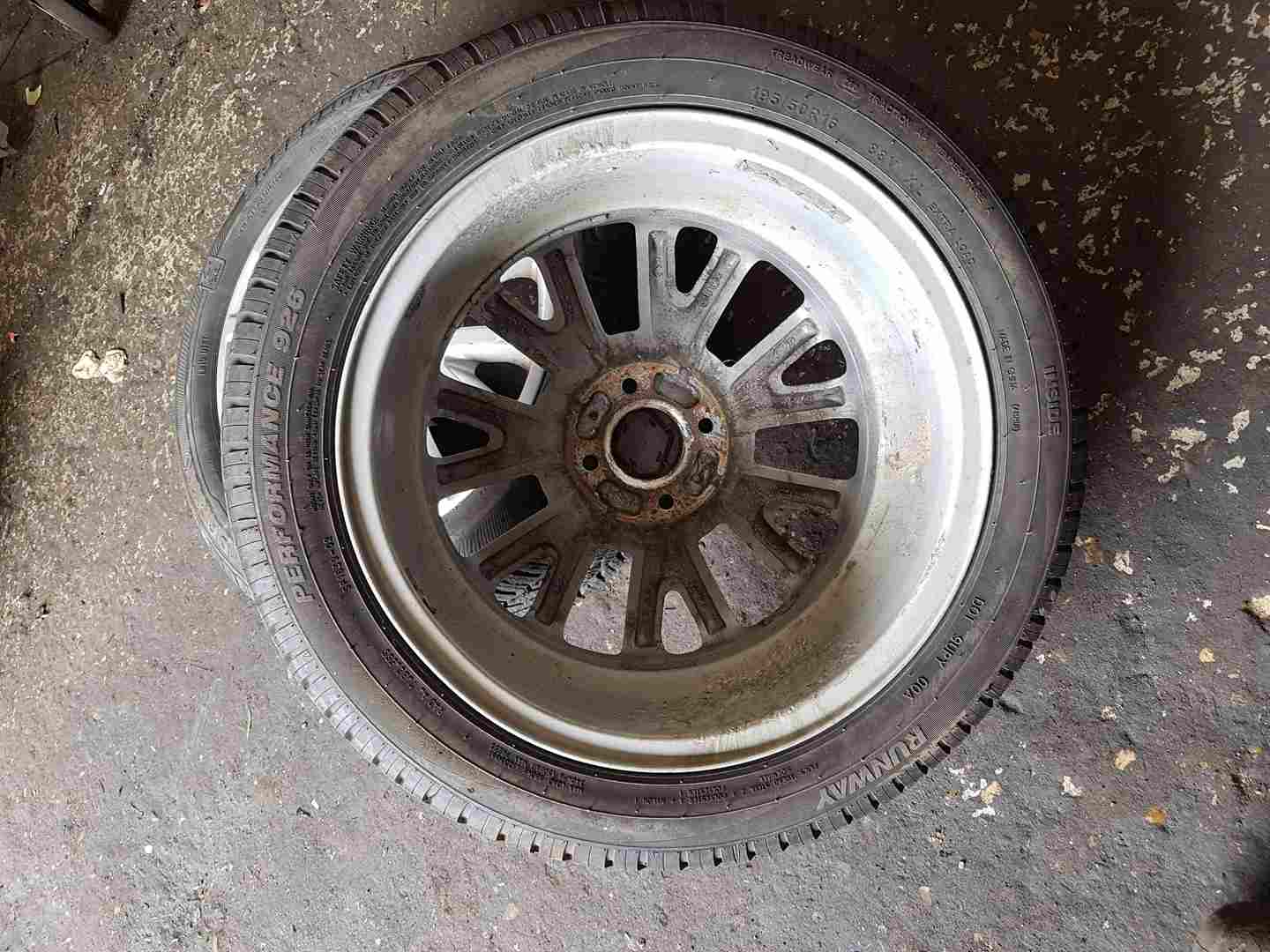 Thumb 6 Renault Clio MK3 2005-2009 Canasta Alloy Wheel + Tyre 195 50 16 7Mm 8201075834