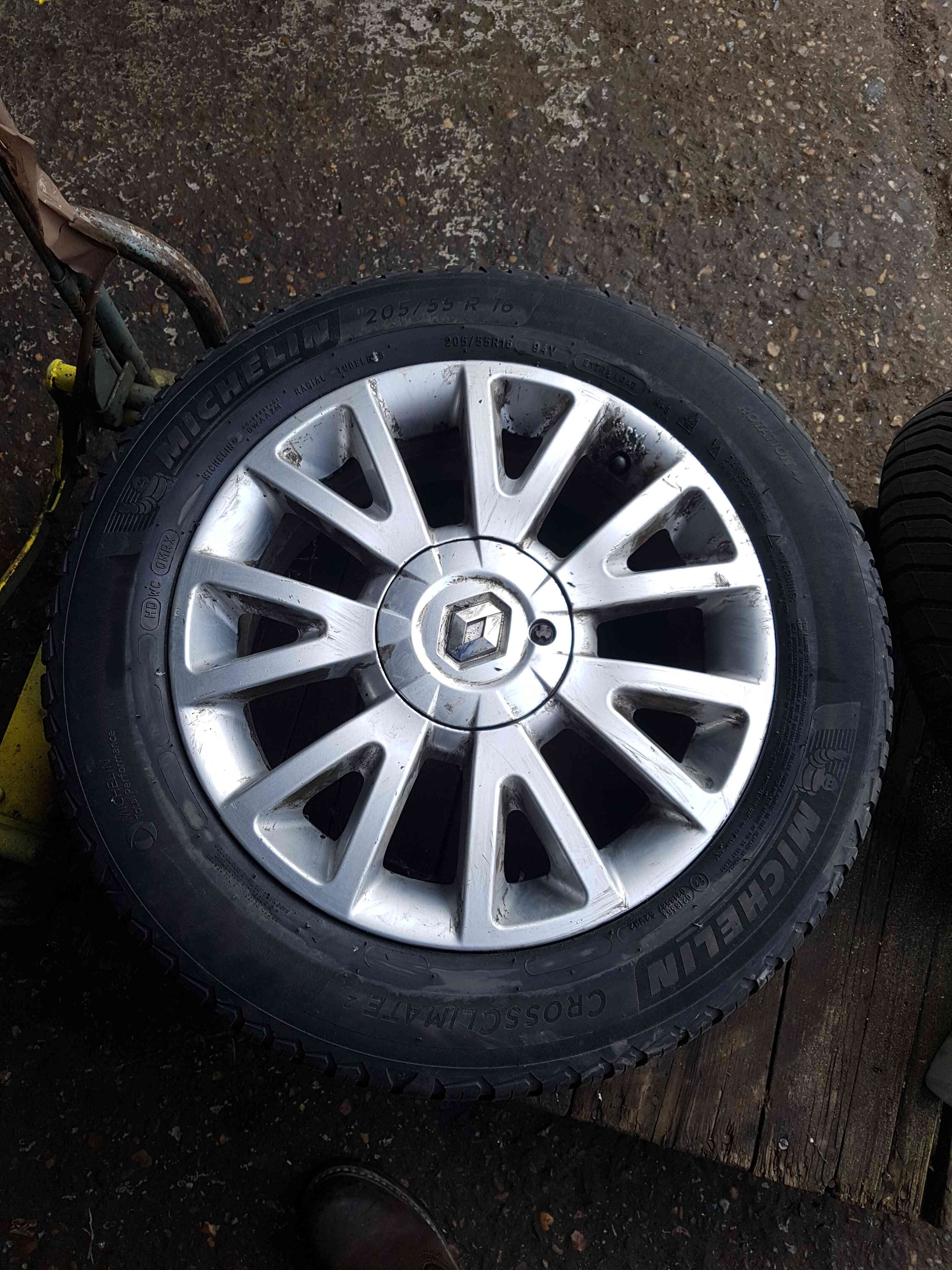 Thumb 4 Renault Clio MK3 2005-2009 Canasta Alloy Wheel + Tyre 205 55 16 6Mm 8201075834