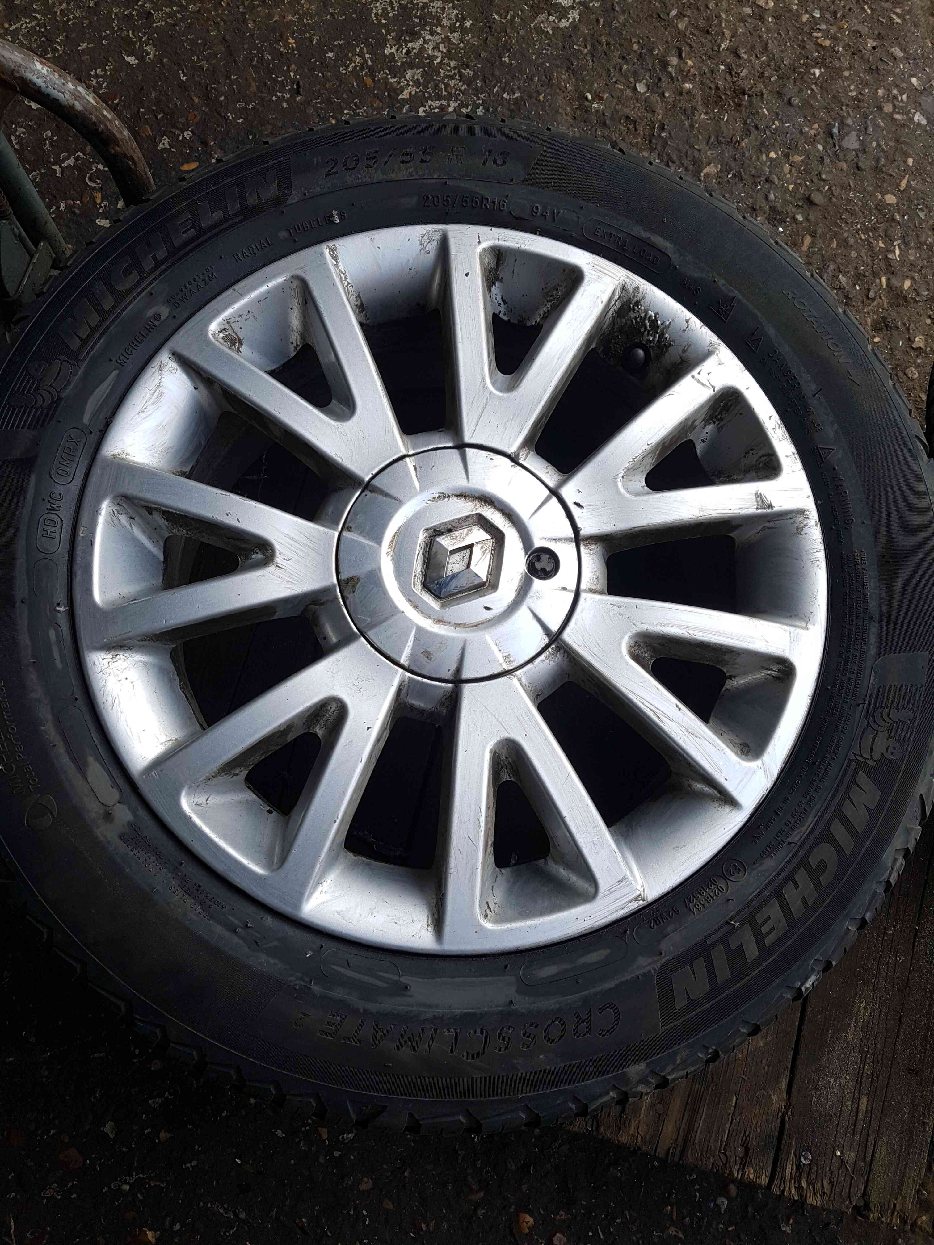 Thumb 9 Renault Clio MK3 2005-2009 Canasta Alloy Wheel + Tyre 205 55 16 6Mm 8201075834