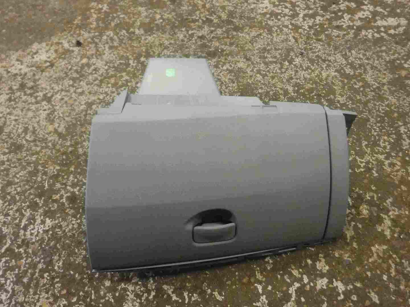 Renault Clio MK3 2005-2009 Dashboard Glove Box Storage Light