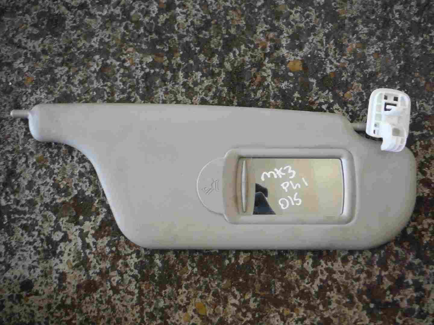 Renault Clio MK3 2005-2009 Drivers OS Sun Visor