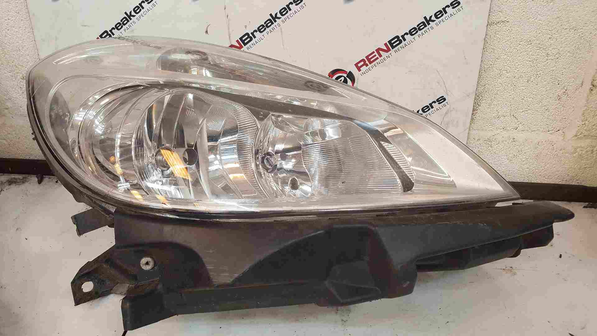 Renault Clio MK3 2005-2009 Drivers OSF Front Head Lamp Headlight Chrome Scratch